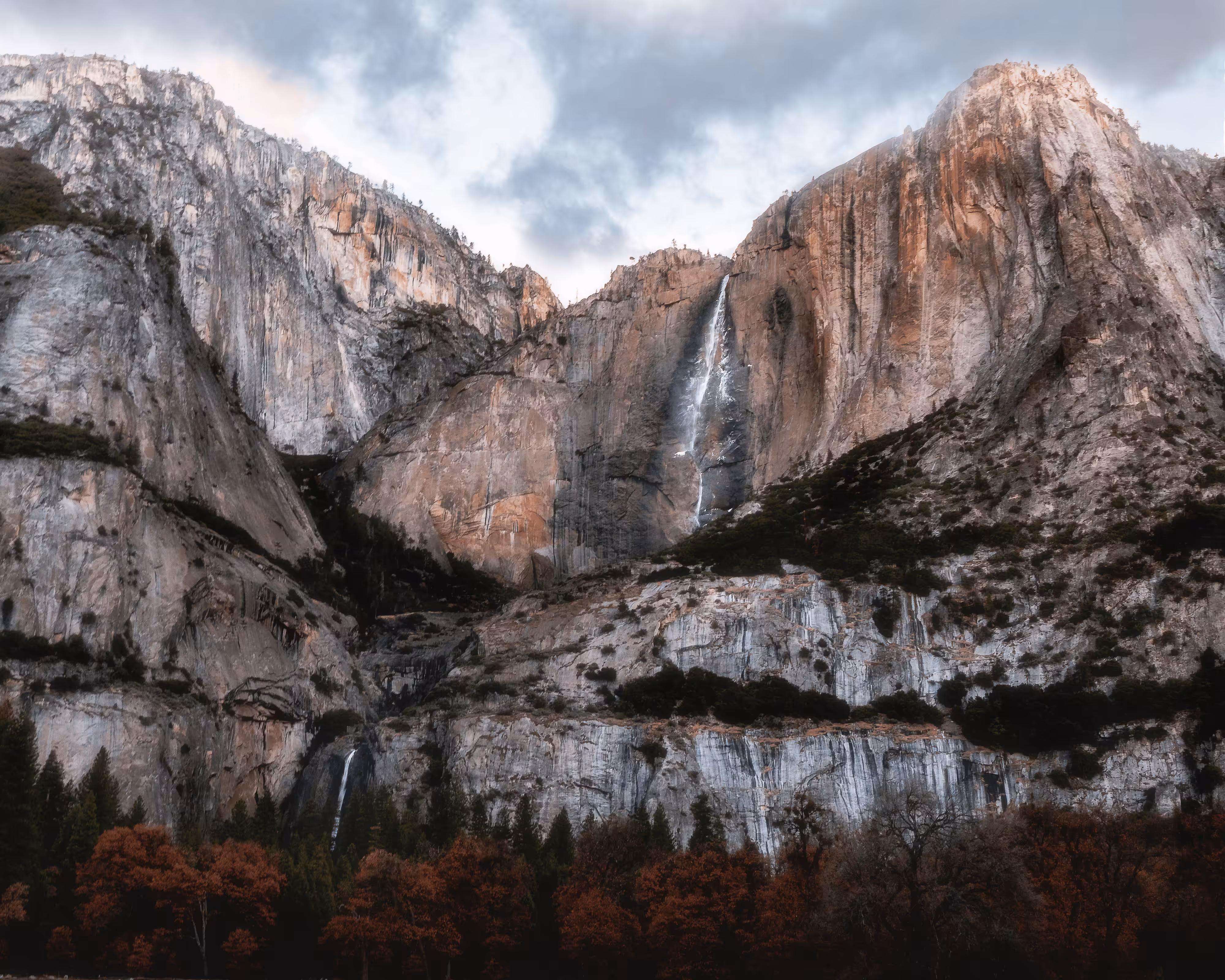 Look to the Falls