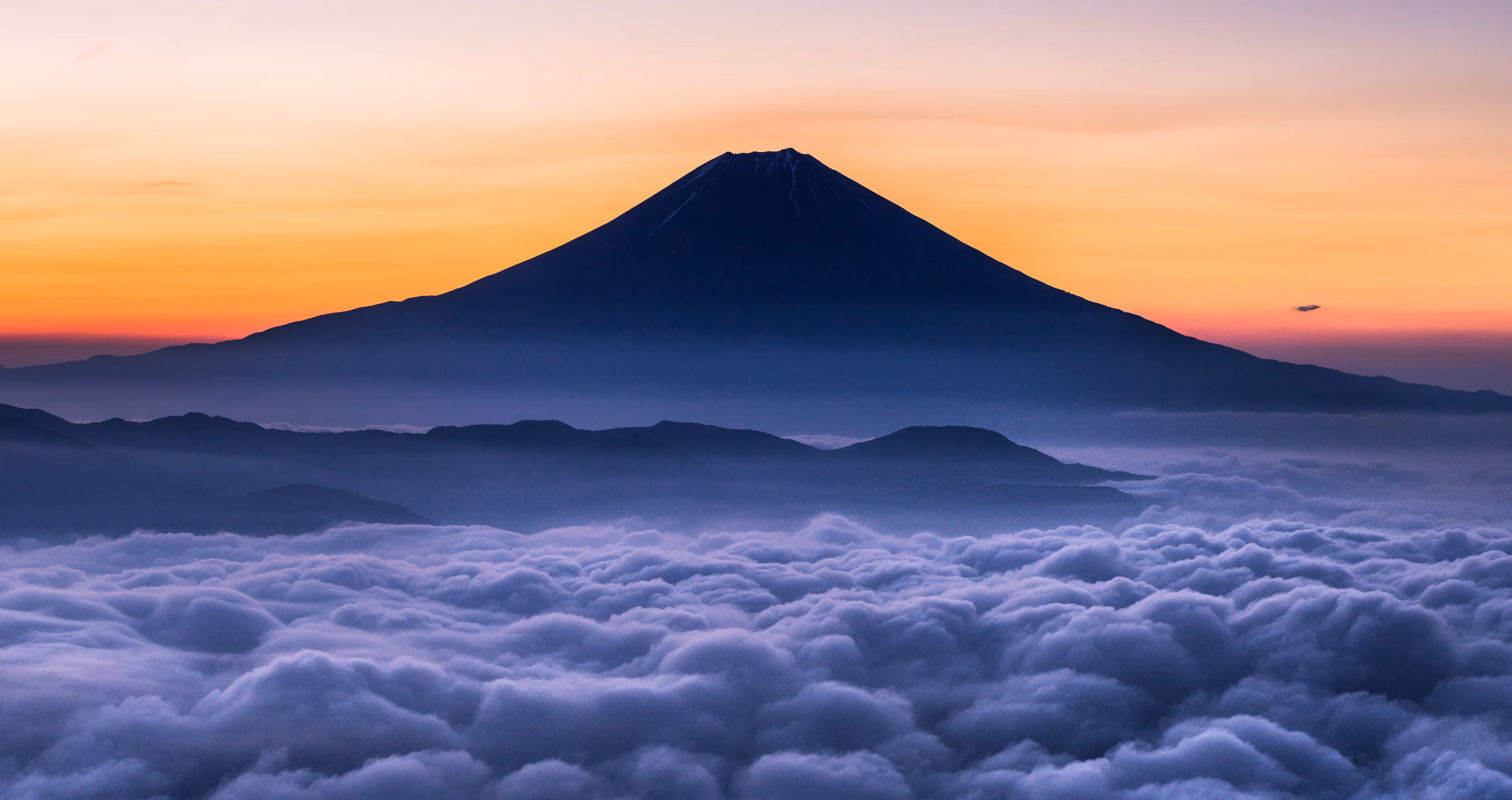 Mt.Fuji Sea of cloud -Japan 富士山と雲海