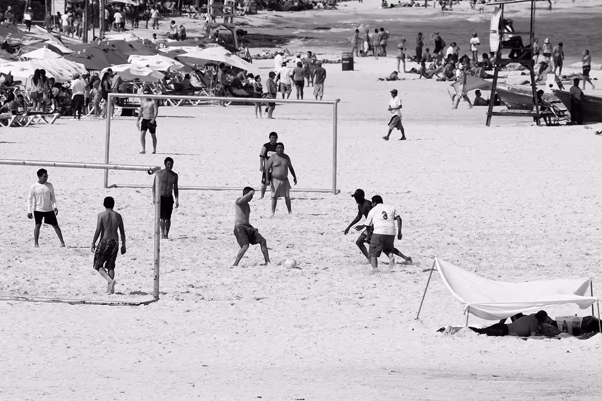 Beach Sunday Game