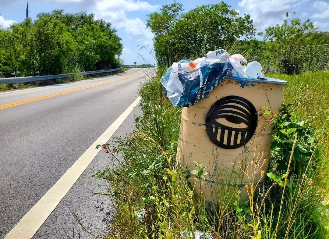 Geographies of Trash - 025