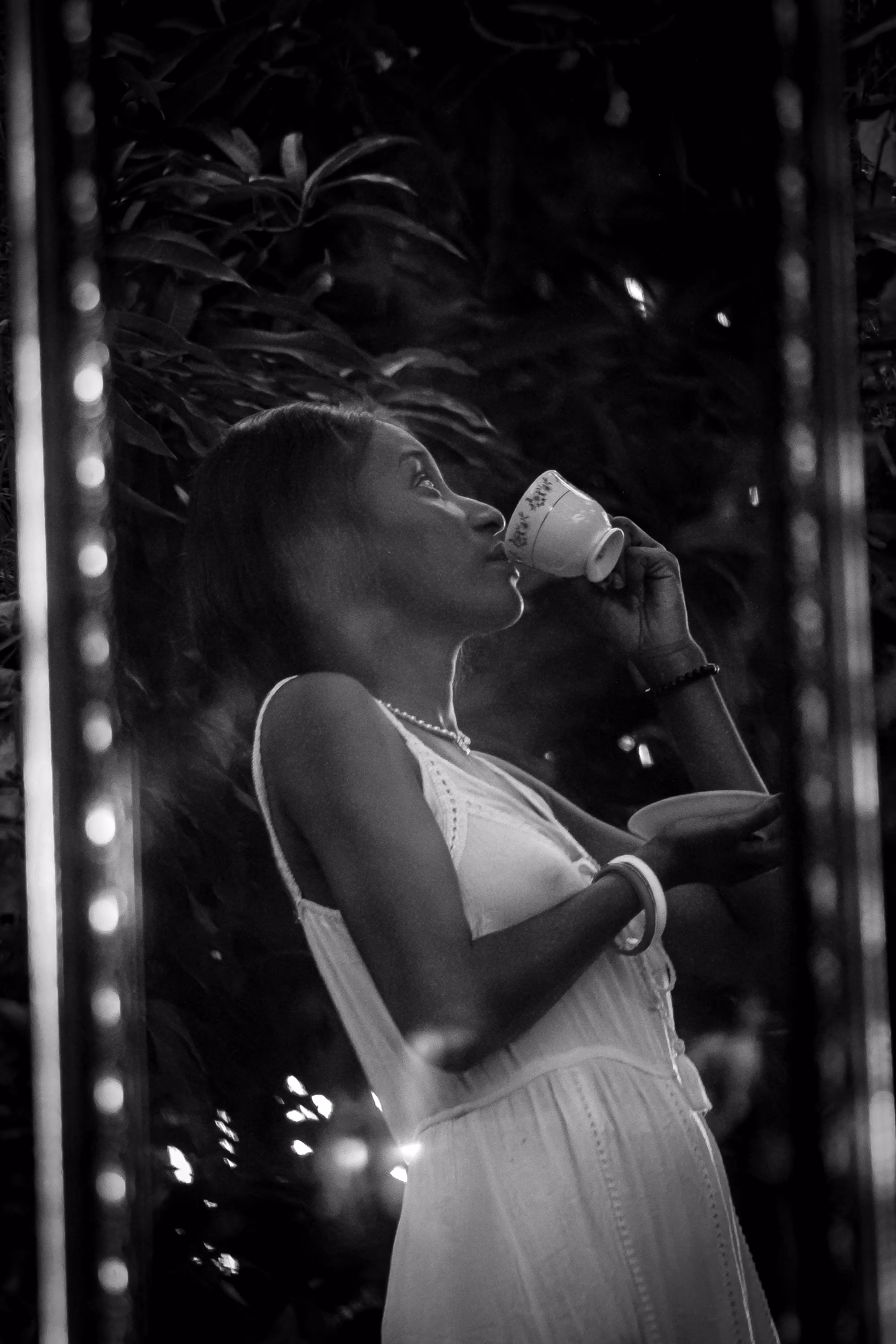 "The Mirror Between Moments"