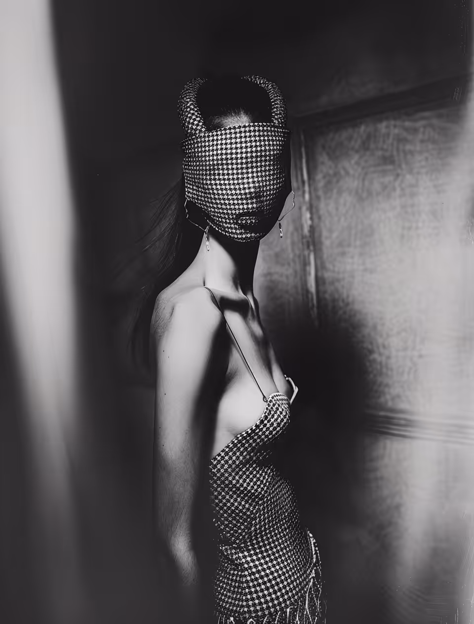 Maybe I'm a demon, but you don't see me.