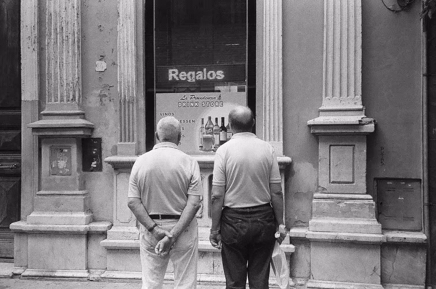 amistad & resaca