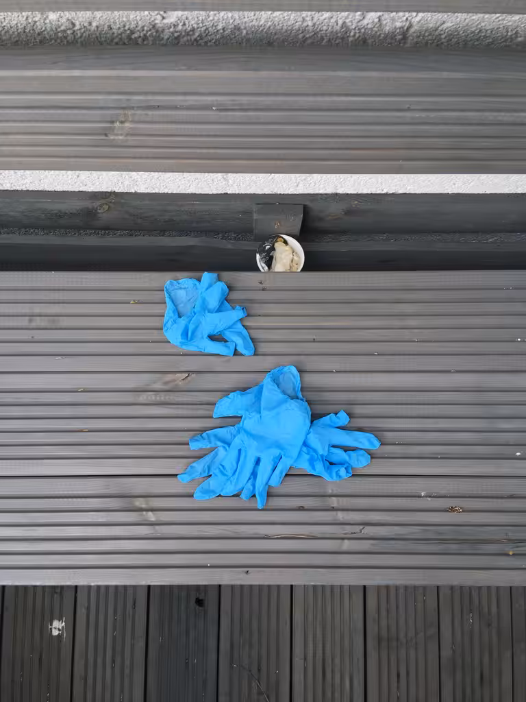 glove-10