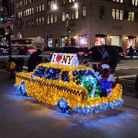 apple taxi cab christmas nyc 5th avenue