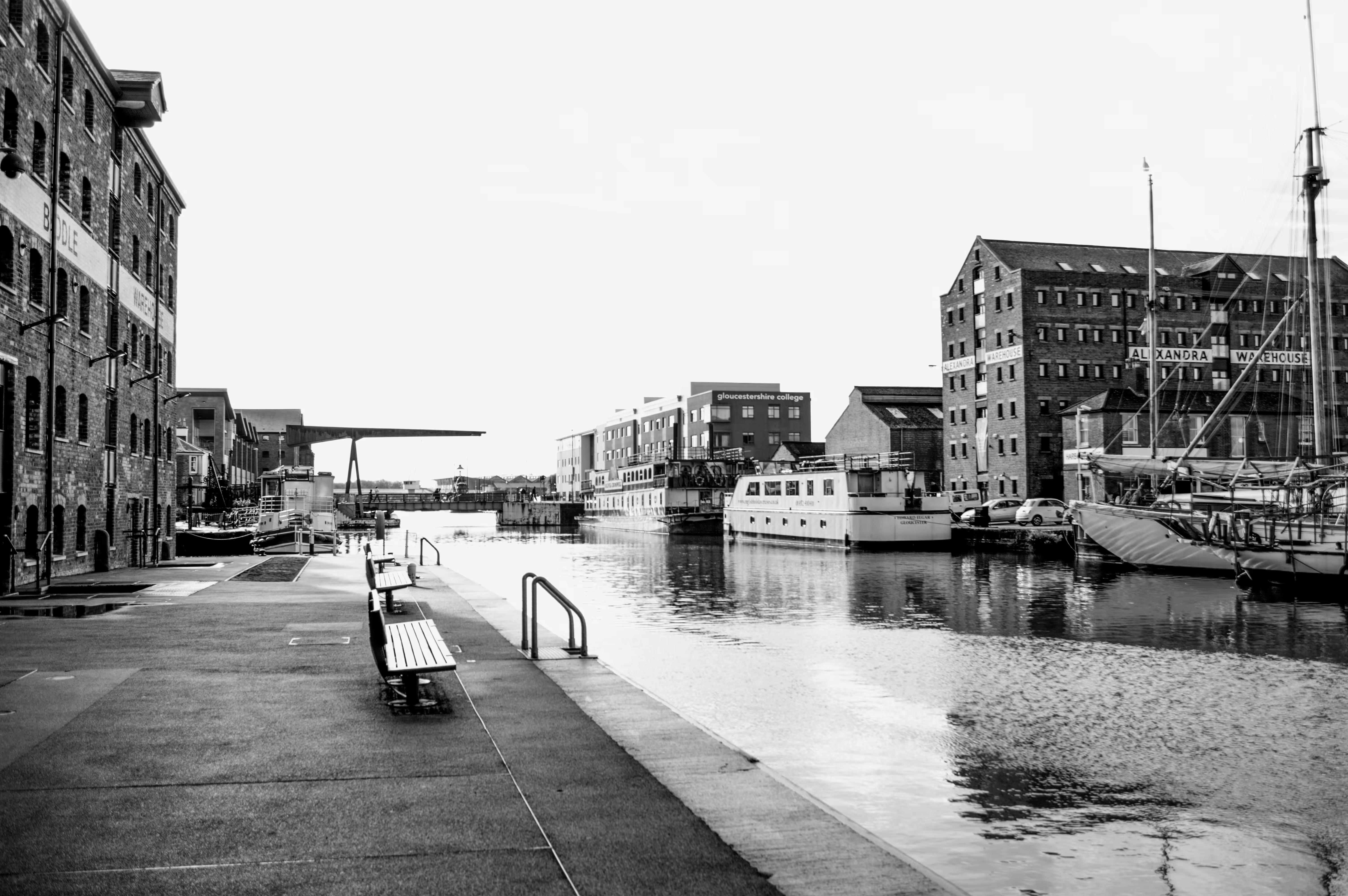 Monochrome: view down the canal