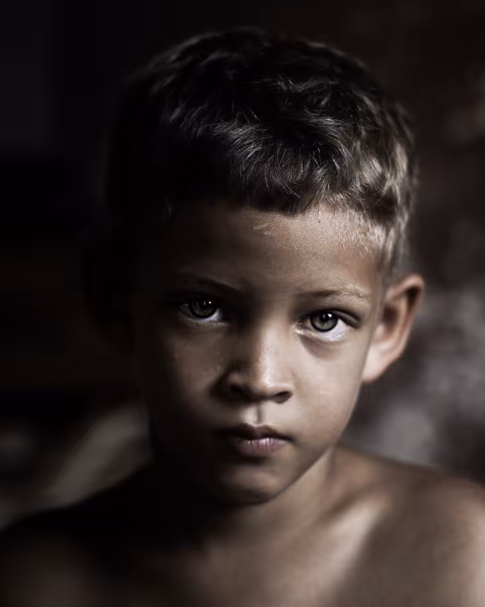 the boy who looked sad 