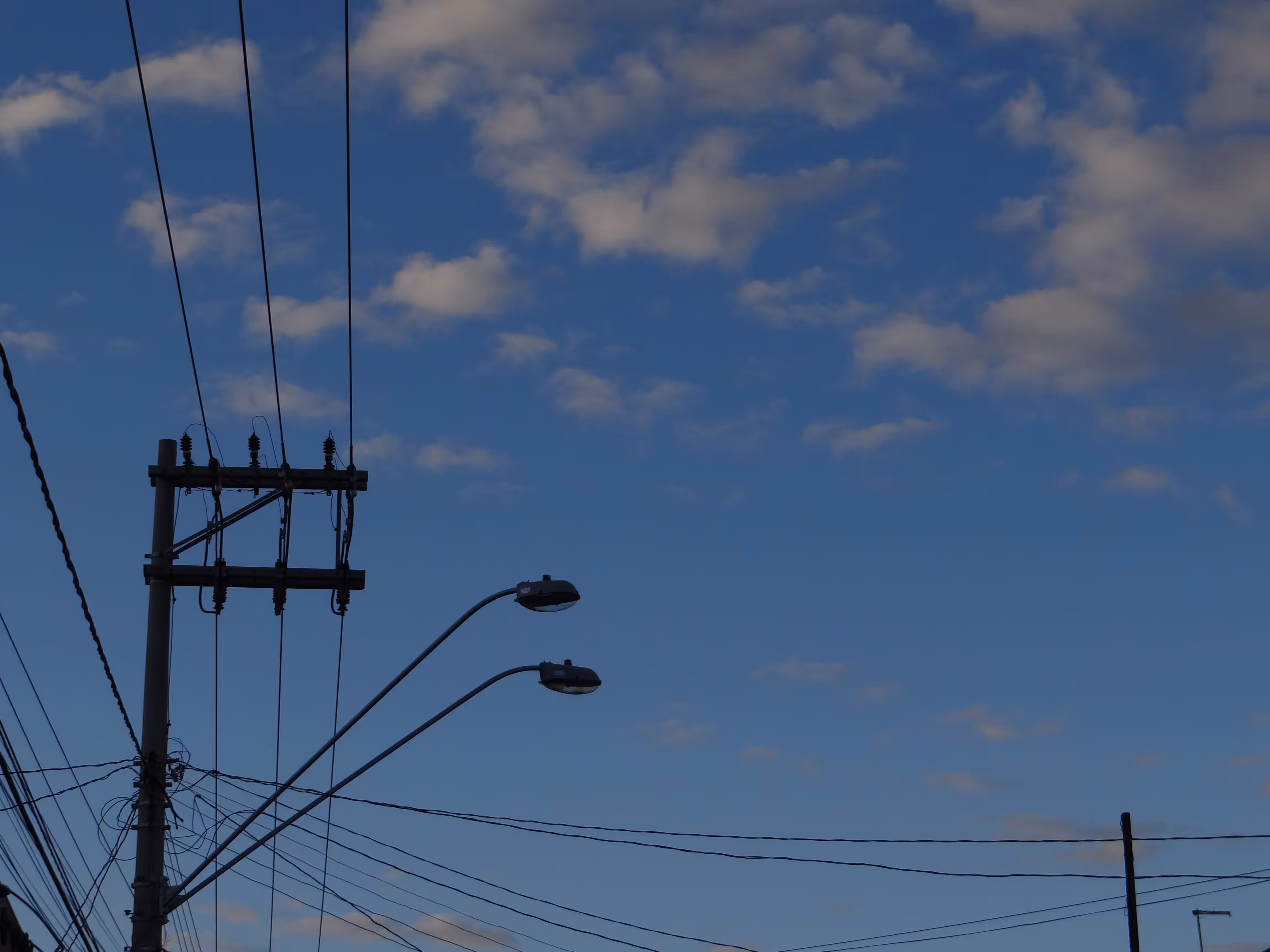 Céu Azul | Blue Sky