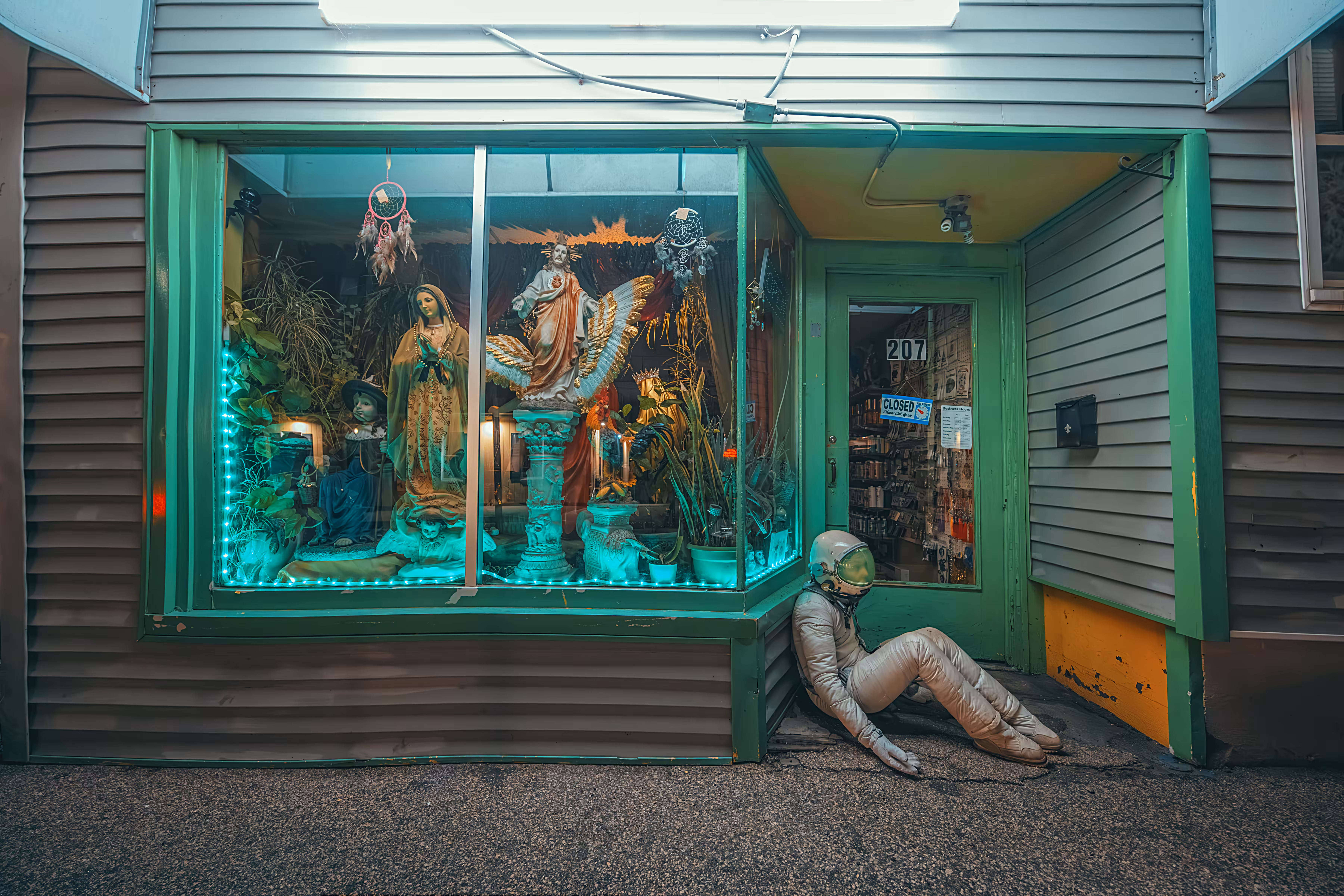 Rodeo posts: 207 Wilson Street