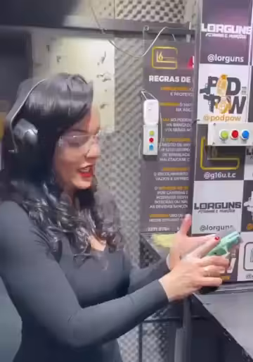 Women with the gun