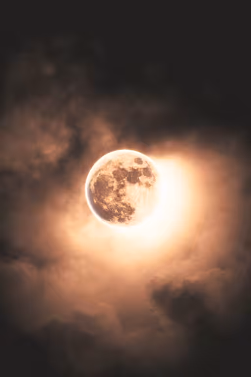 The "Hunter's" Moon (v.1)