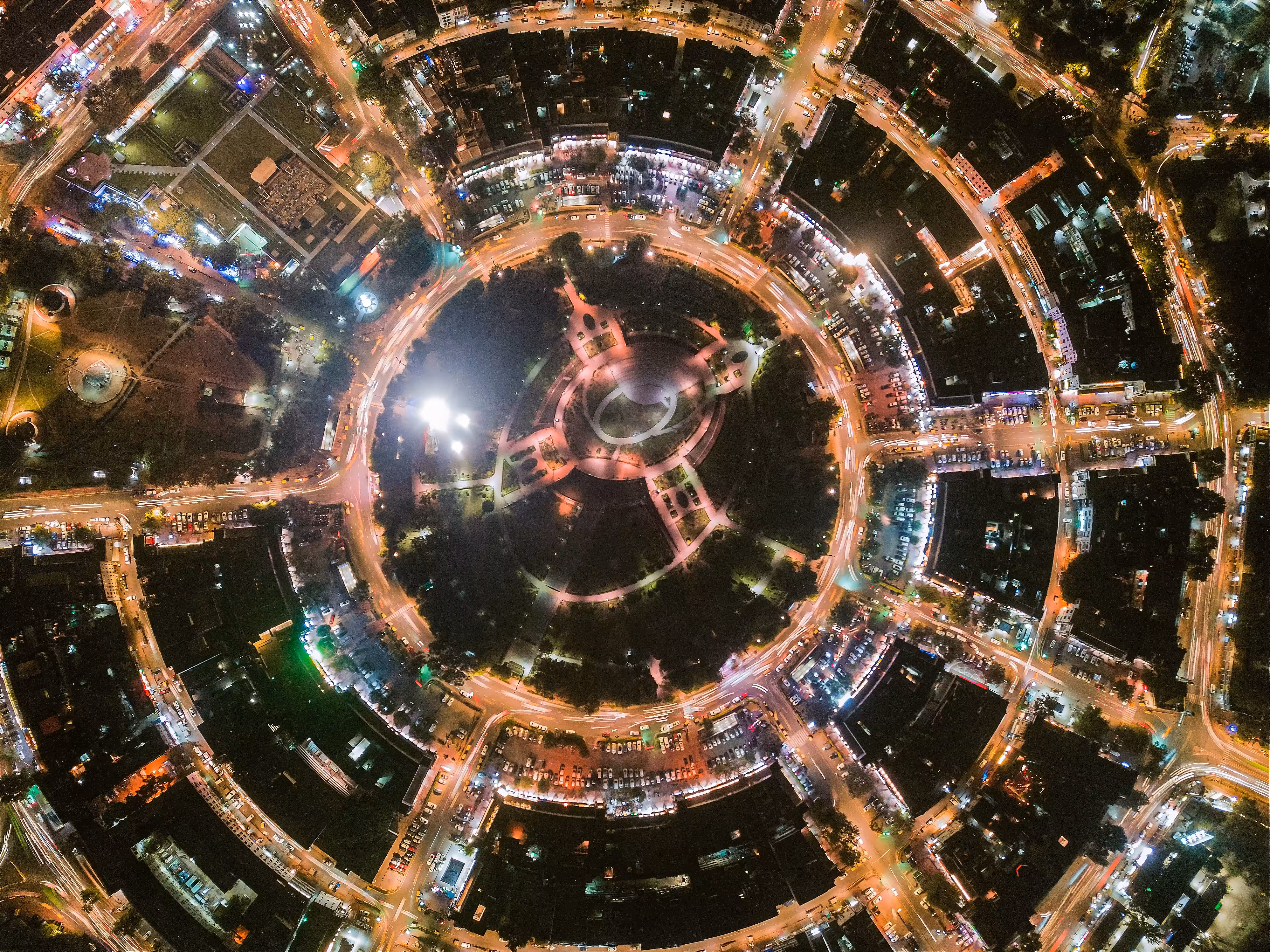 Trailing lights from the Sky