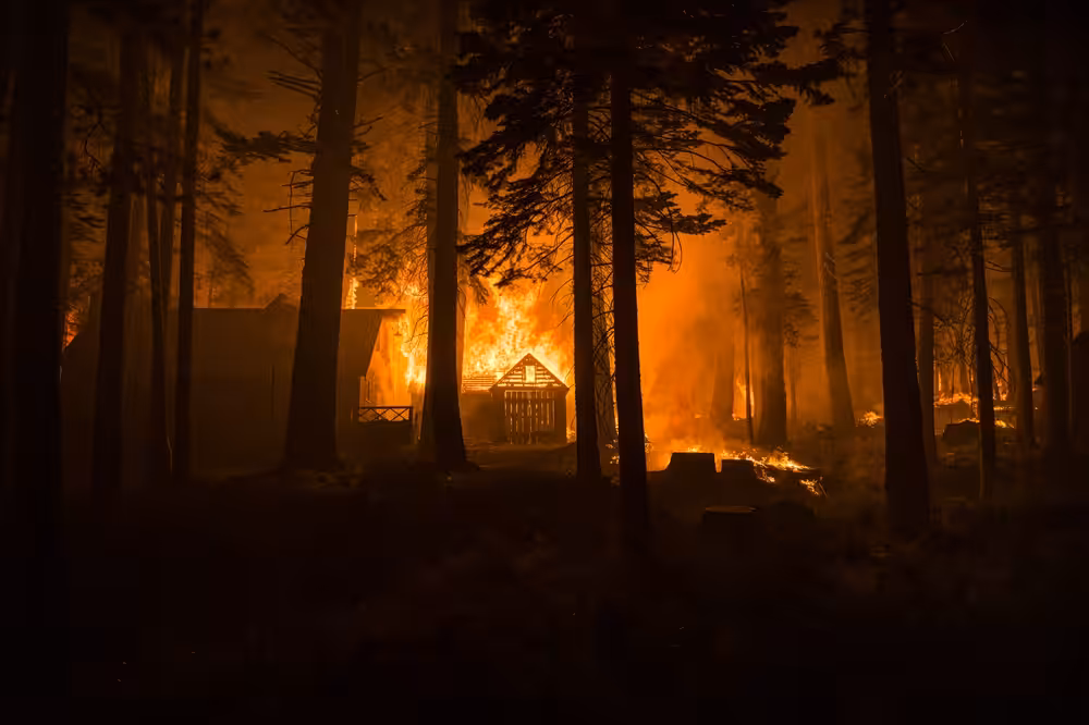 CALDOR FIRE, BURNING CABIN