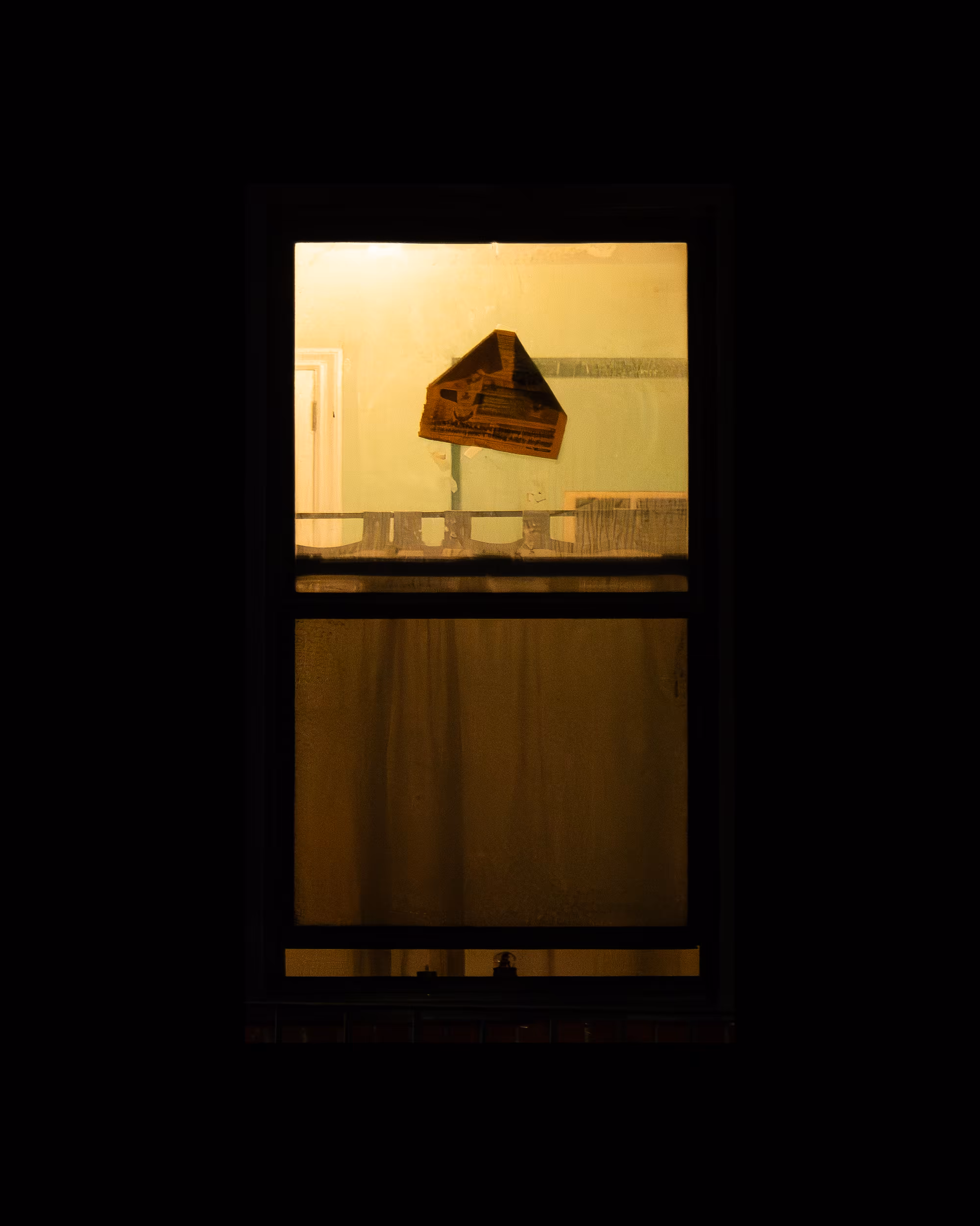 WINDOW 735