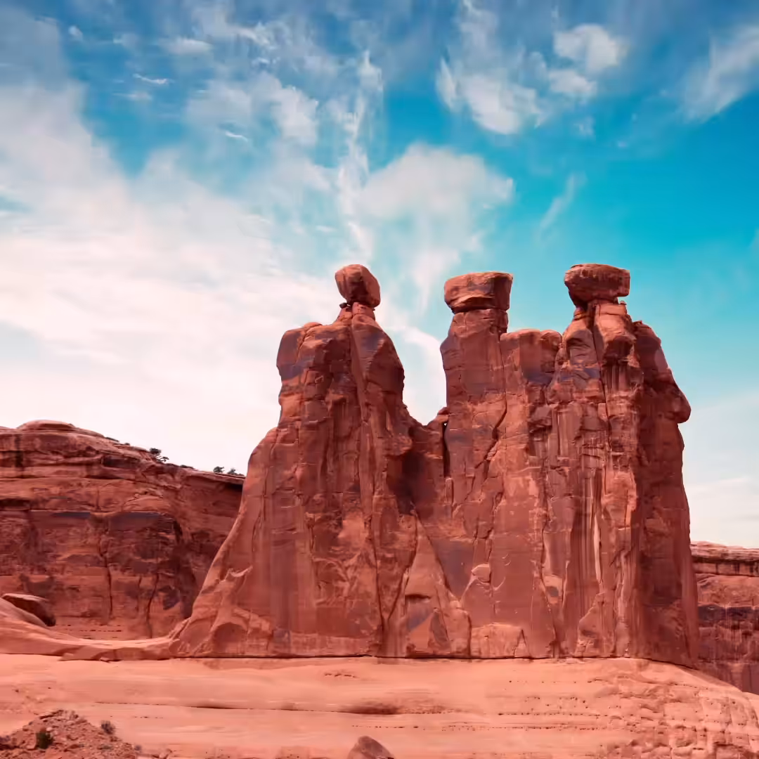 God's Land - The Three Gossips