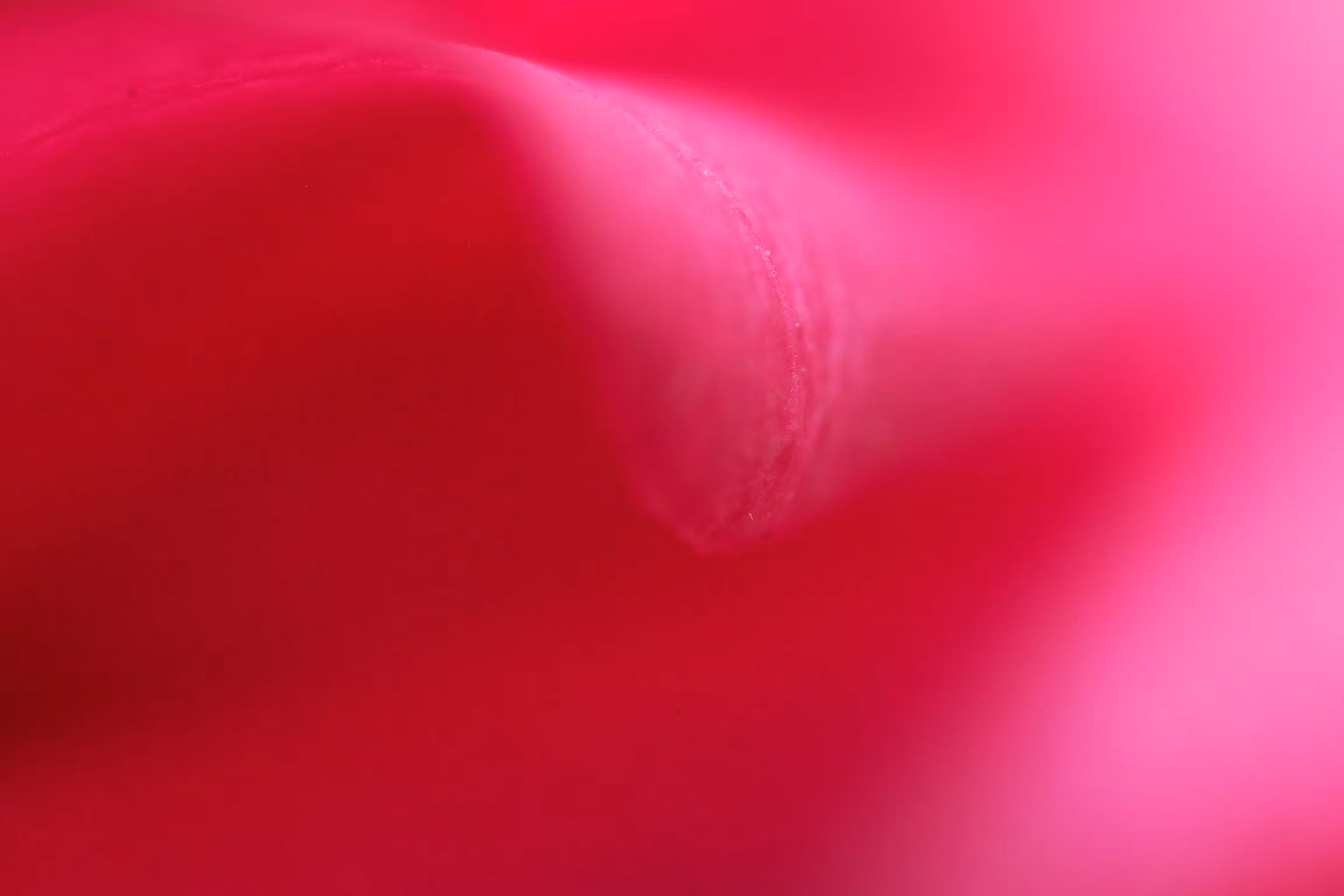 Cerise Curl