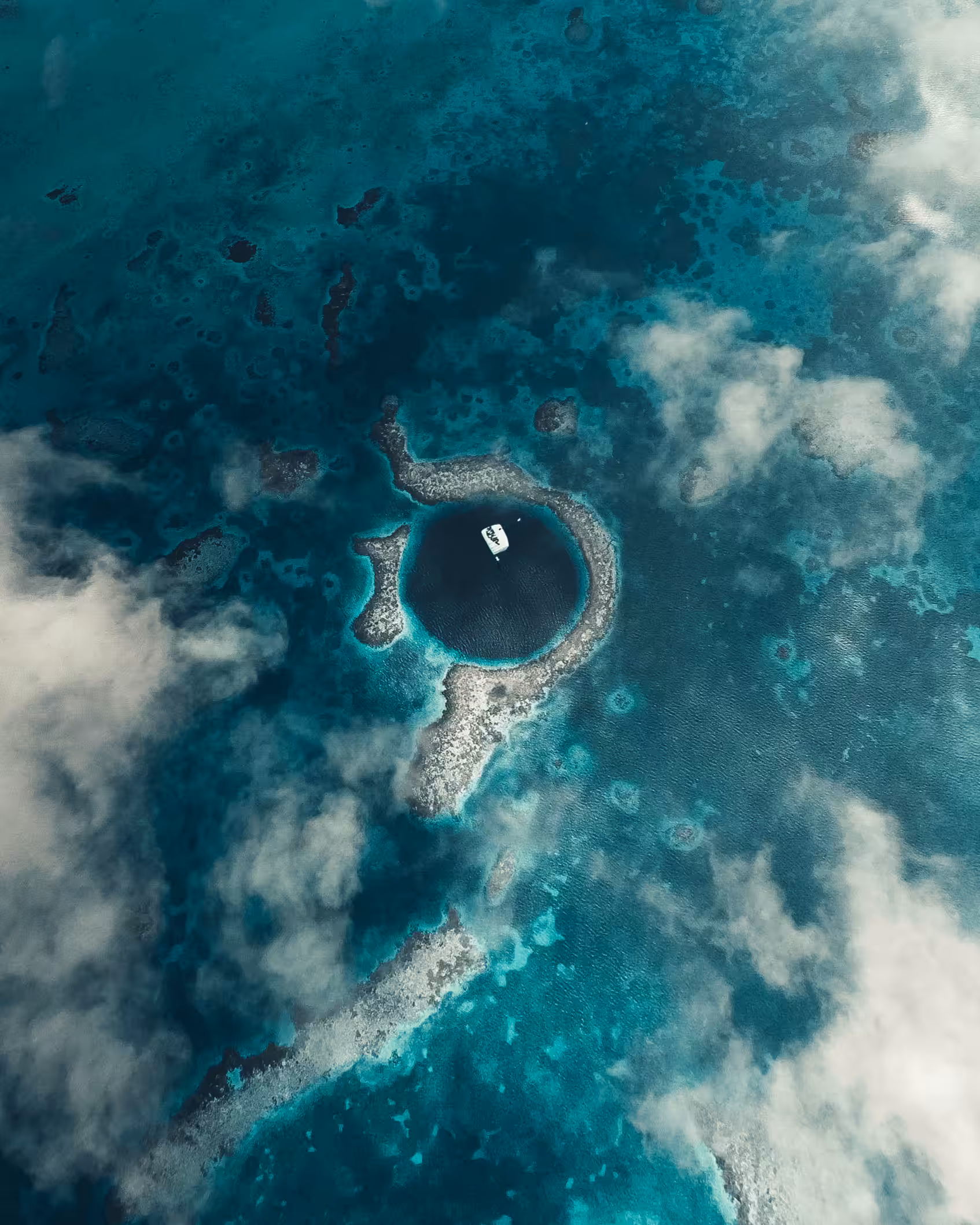 #5. Great Blue Hole, Belize