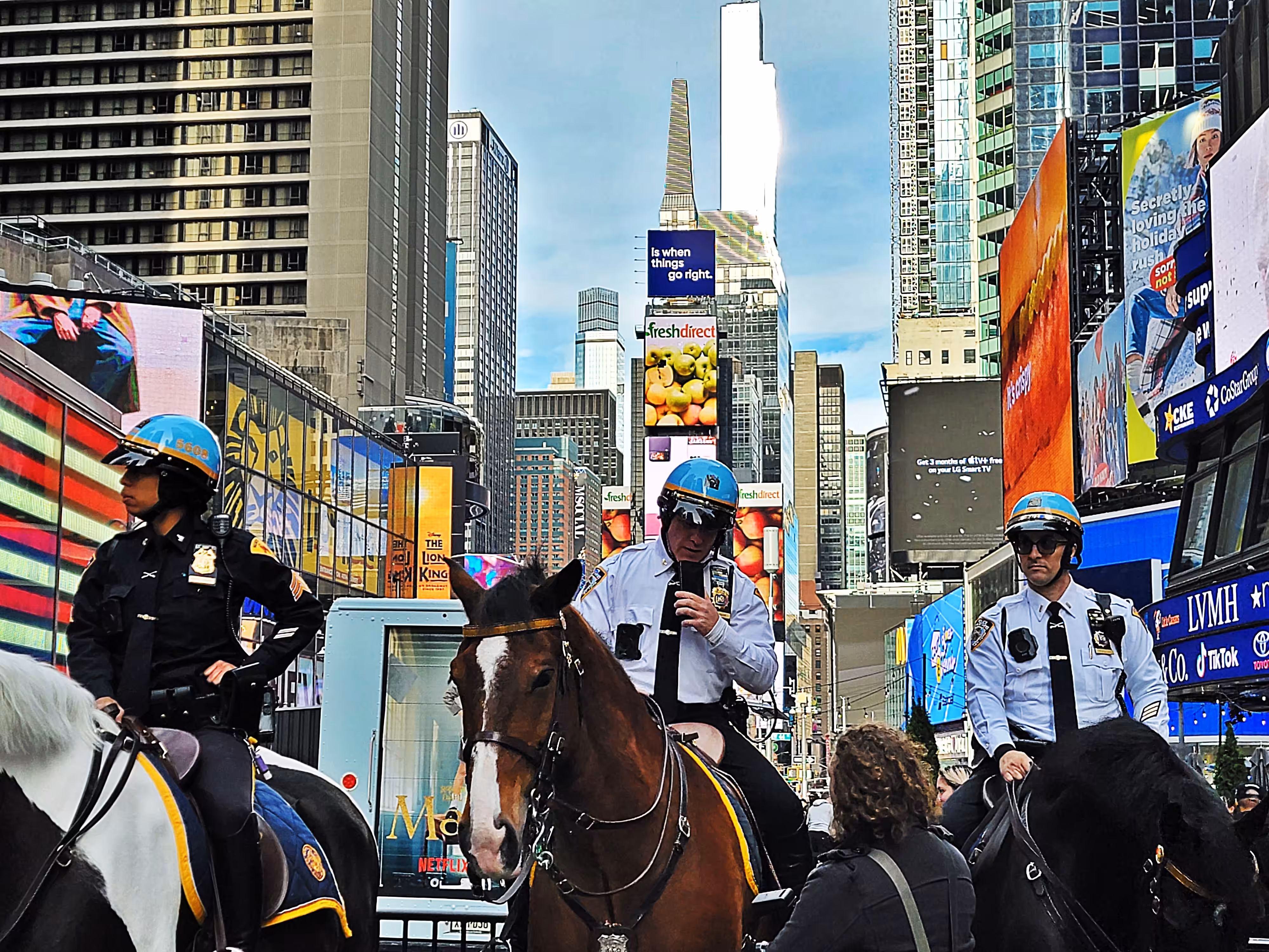 A beautiful december2022 in times square nyc