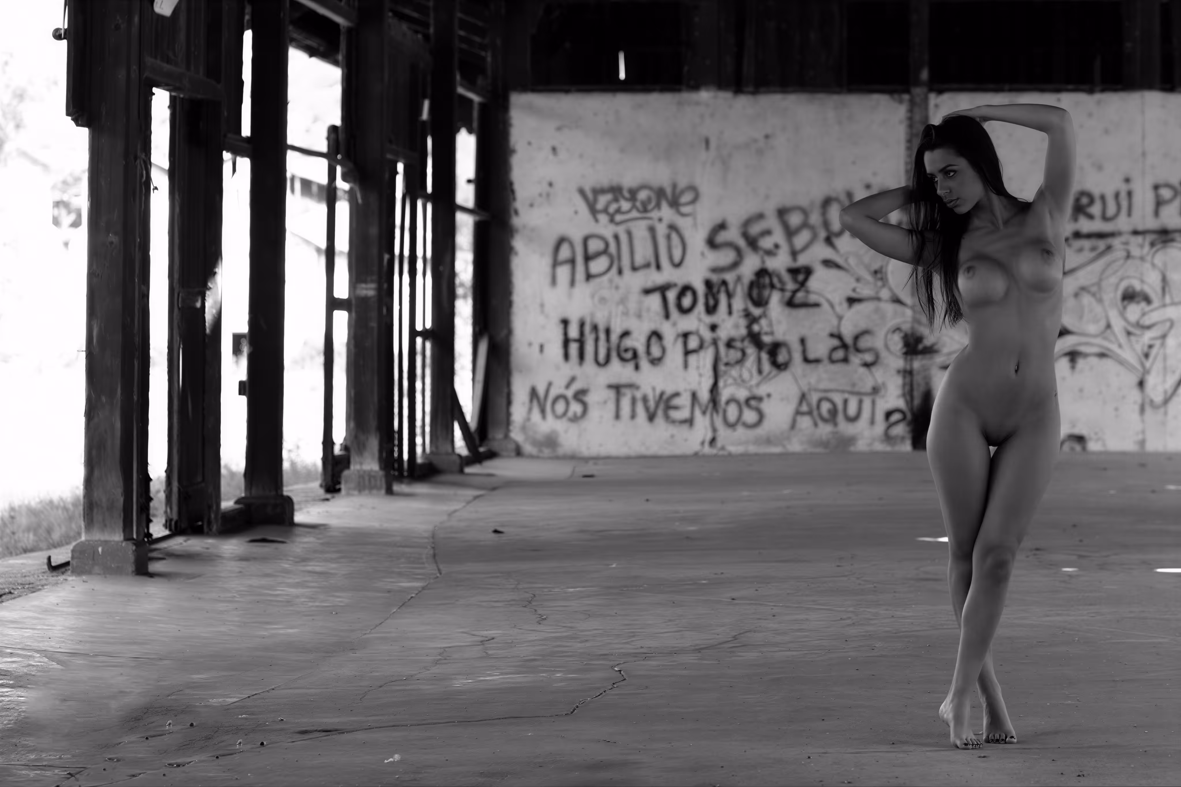Dark Desires: Eco Urbano