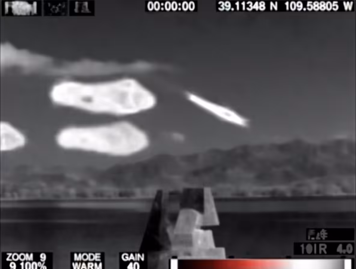 Unidentified Anomalous Phenomena: UAP_0392