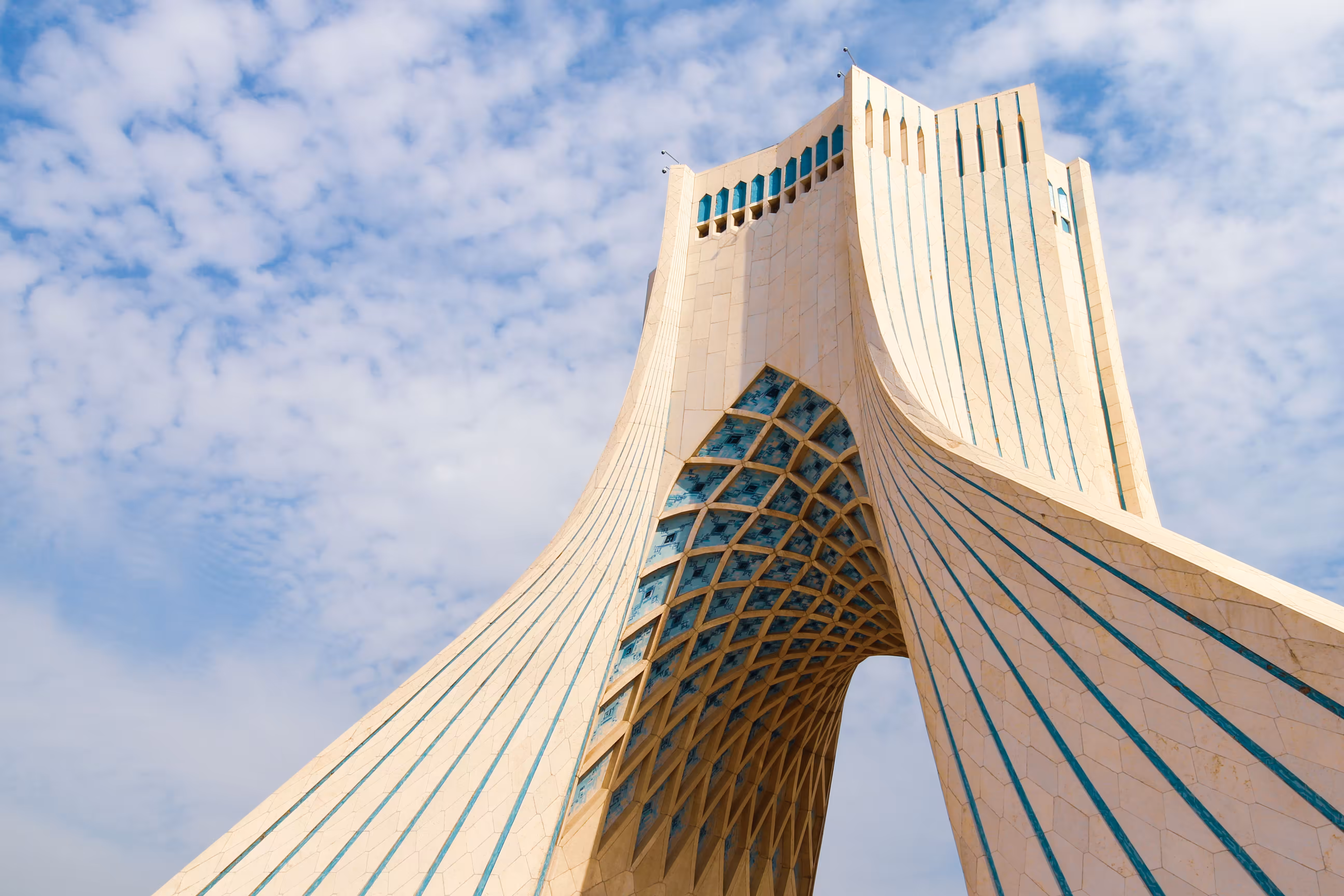 Azadi Tower Tehran 02