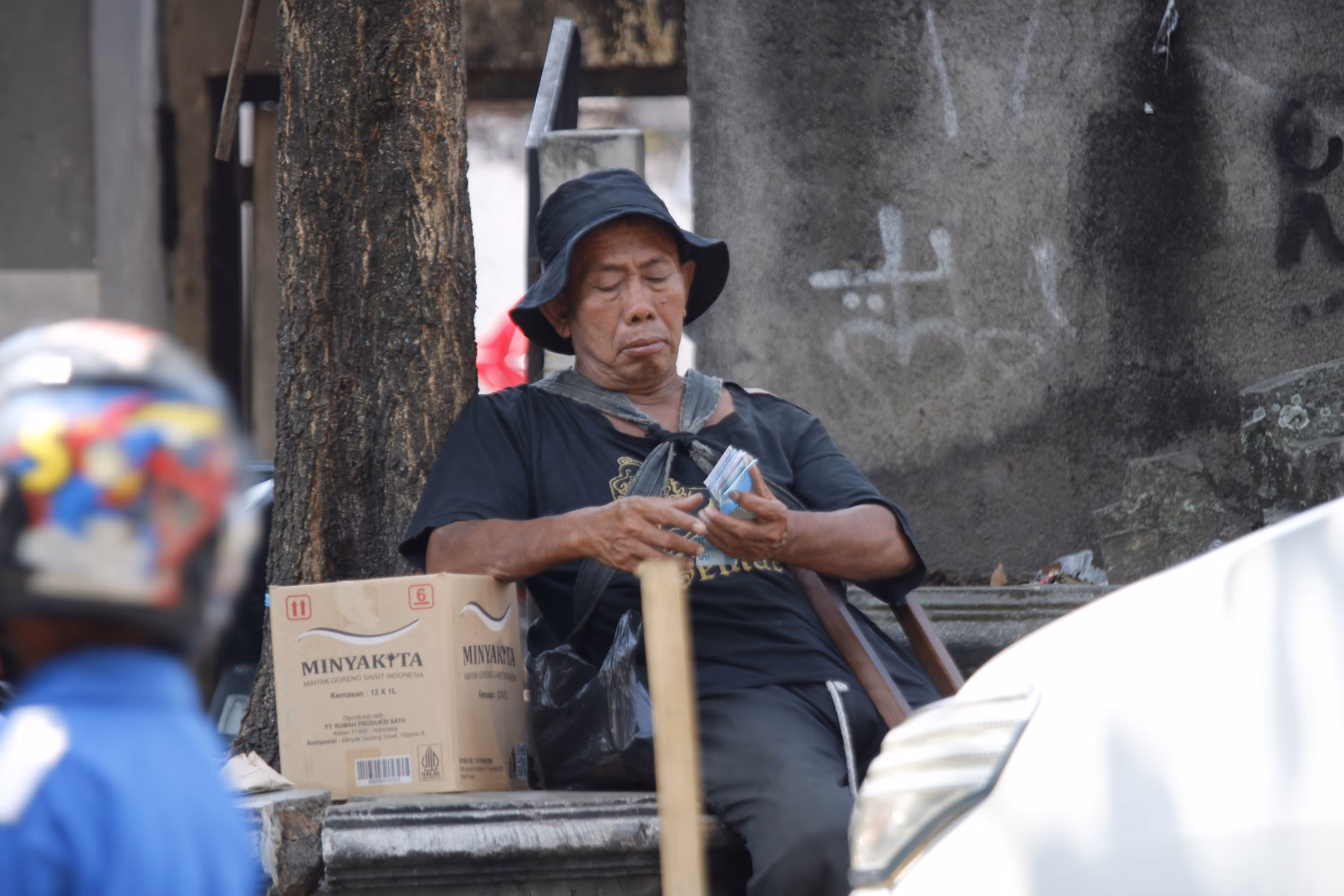 Kelas Kreatif Bentara: Tertutup emosi