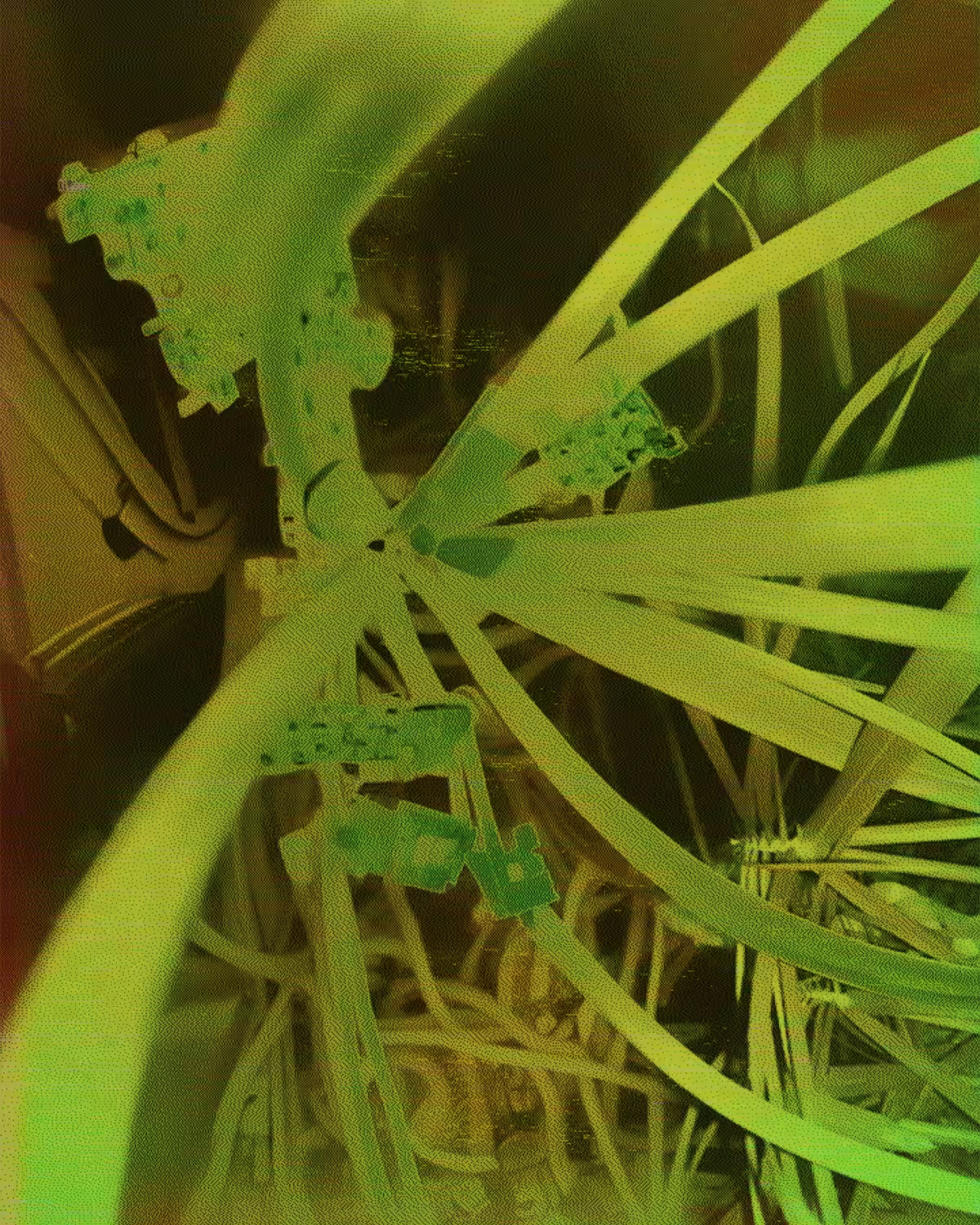 DECOMPOSED CIRCUITRY: 97877560