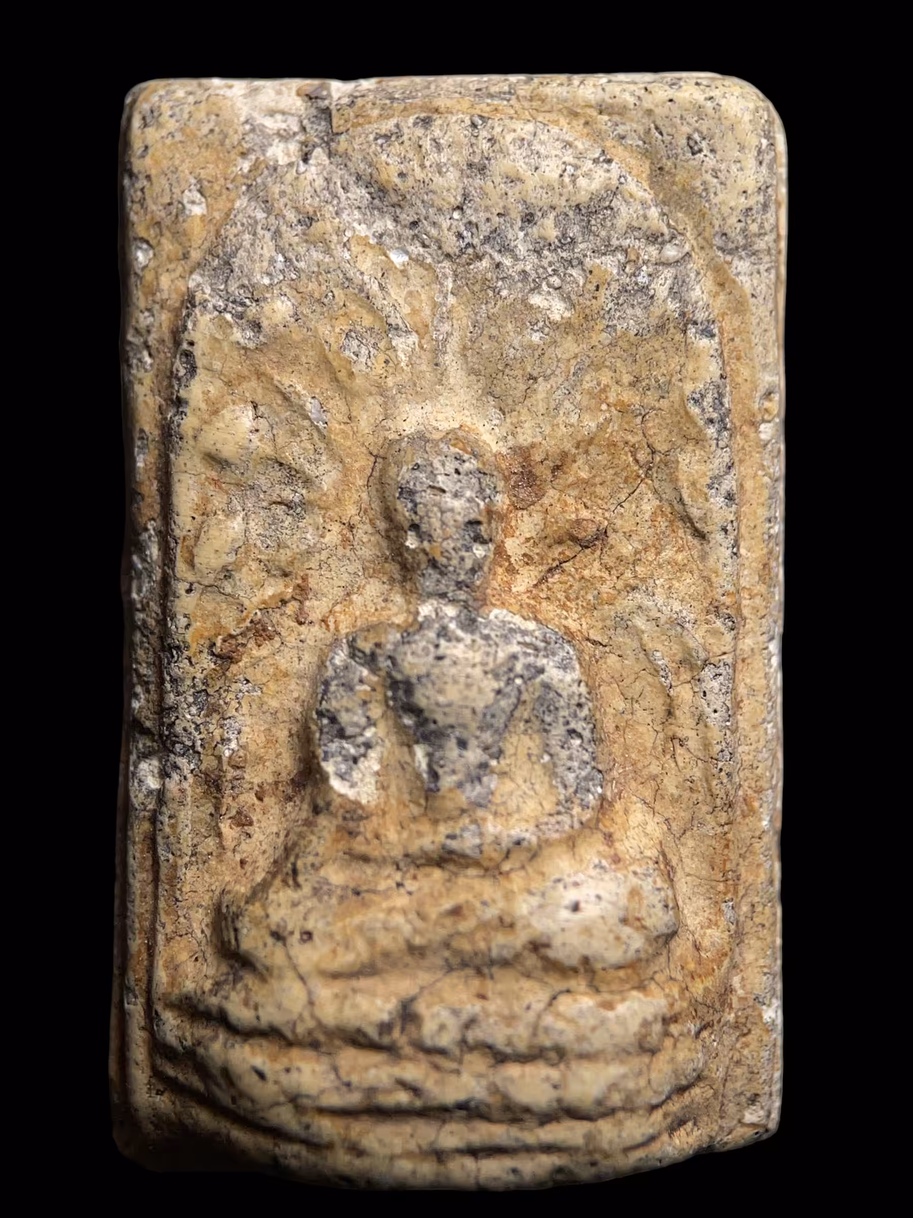 Beer Amulet: Phra Khong Lamphun Phim Yai 1925