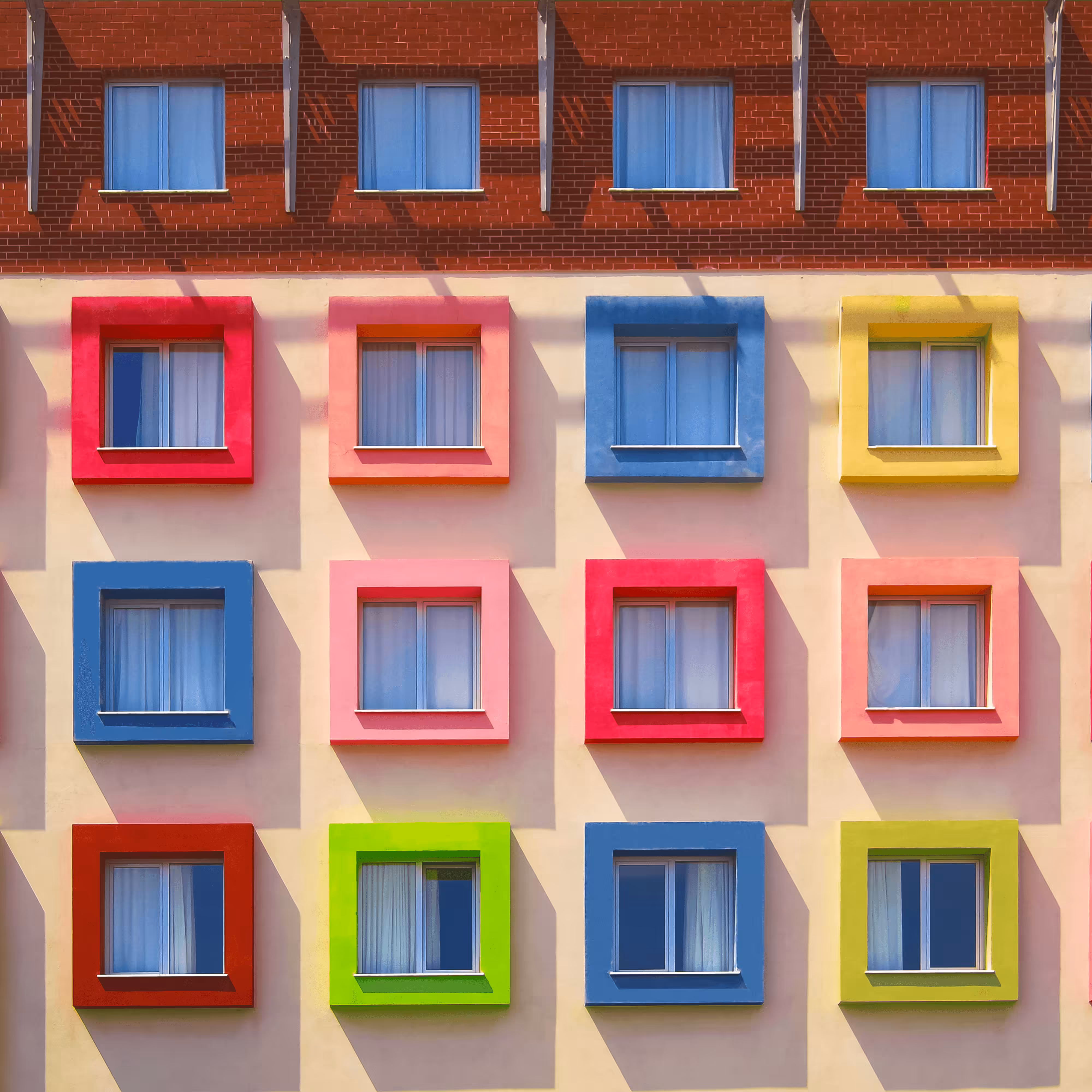 THIS HOUSE IS A CIRCUS