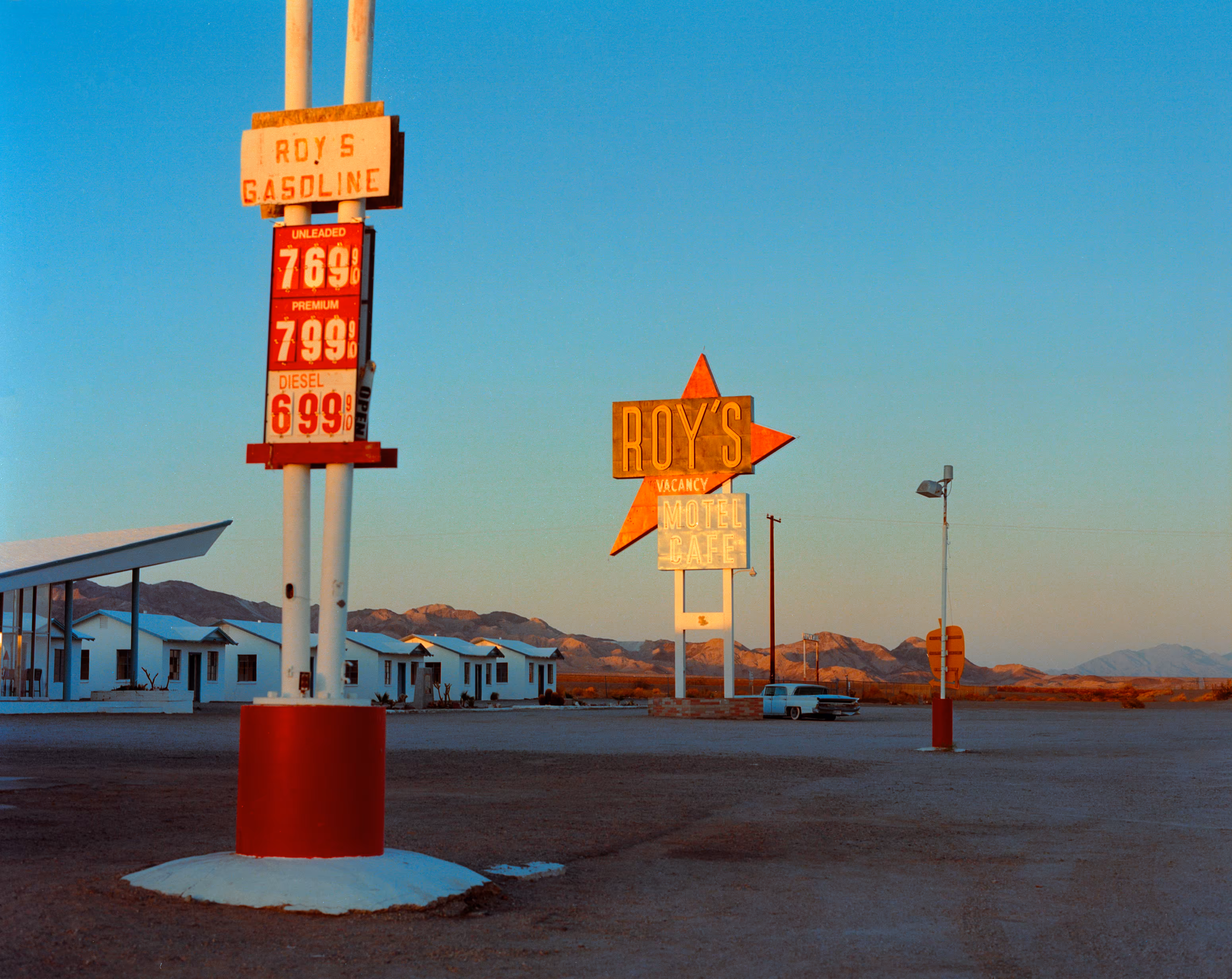 Last Light At Roy's