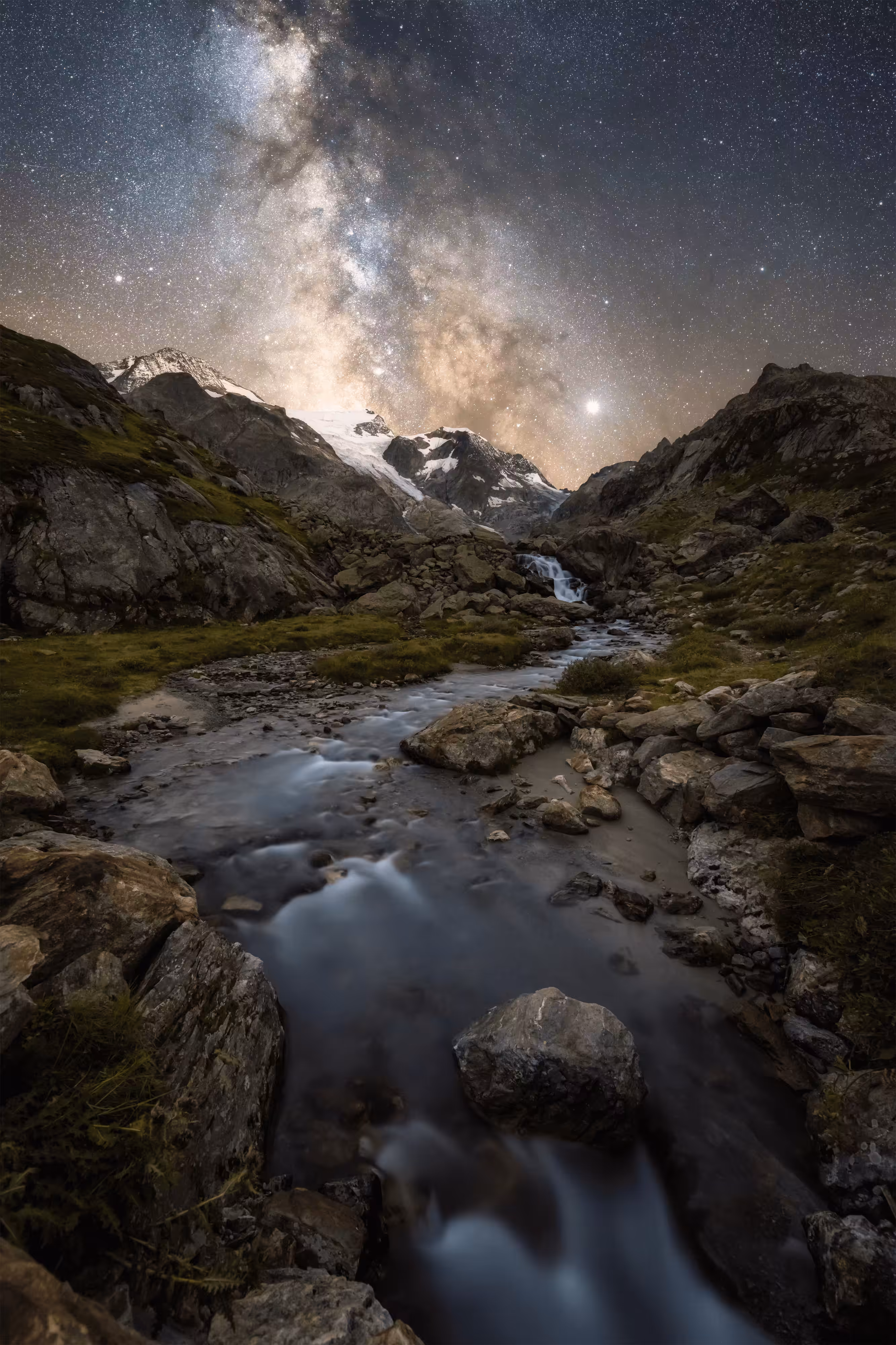 Idyllic Swiss Nights #09 