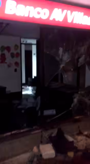 SIMULTANEOUSWINDOW: DEBRIS
