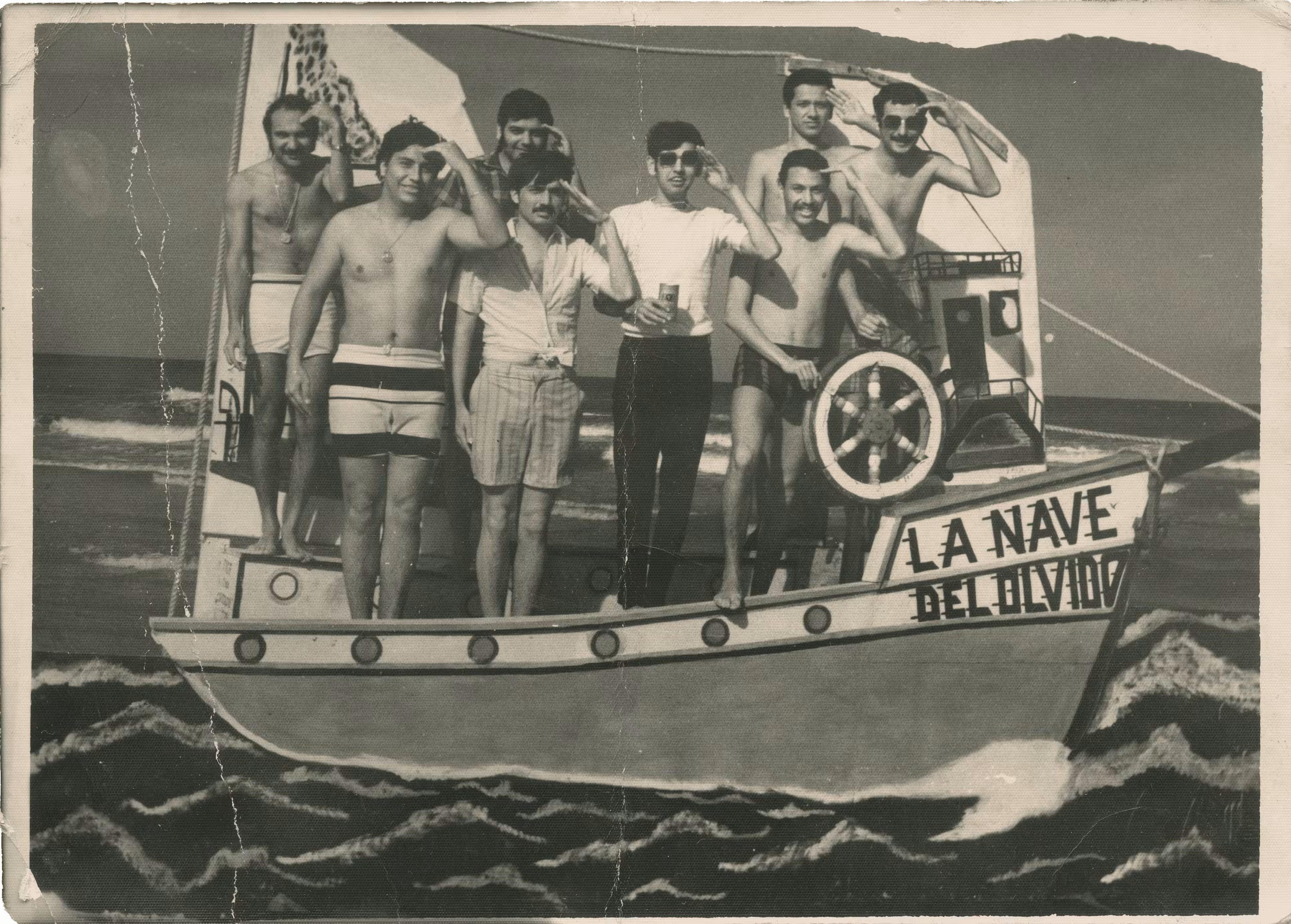 20th Century Photographs from The Alejandro Cartagena Archives: Vacations #12