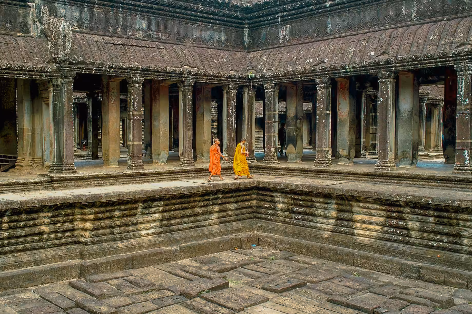 BAYON