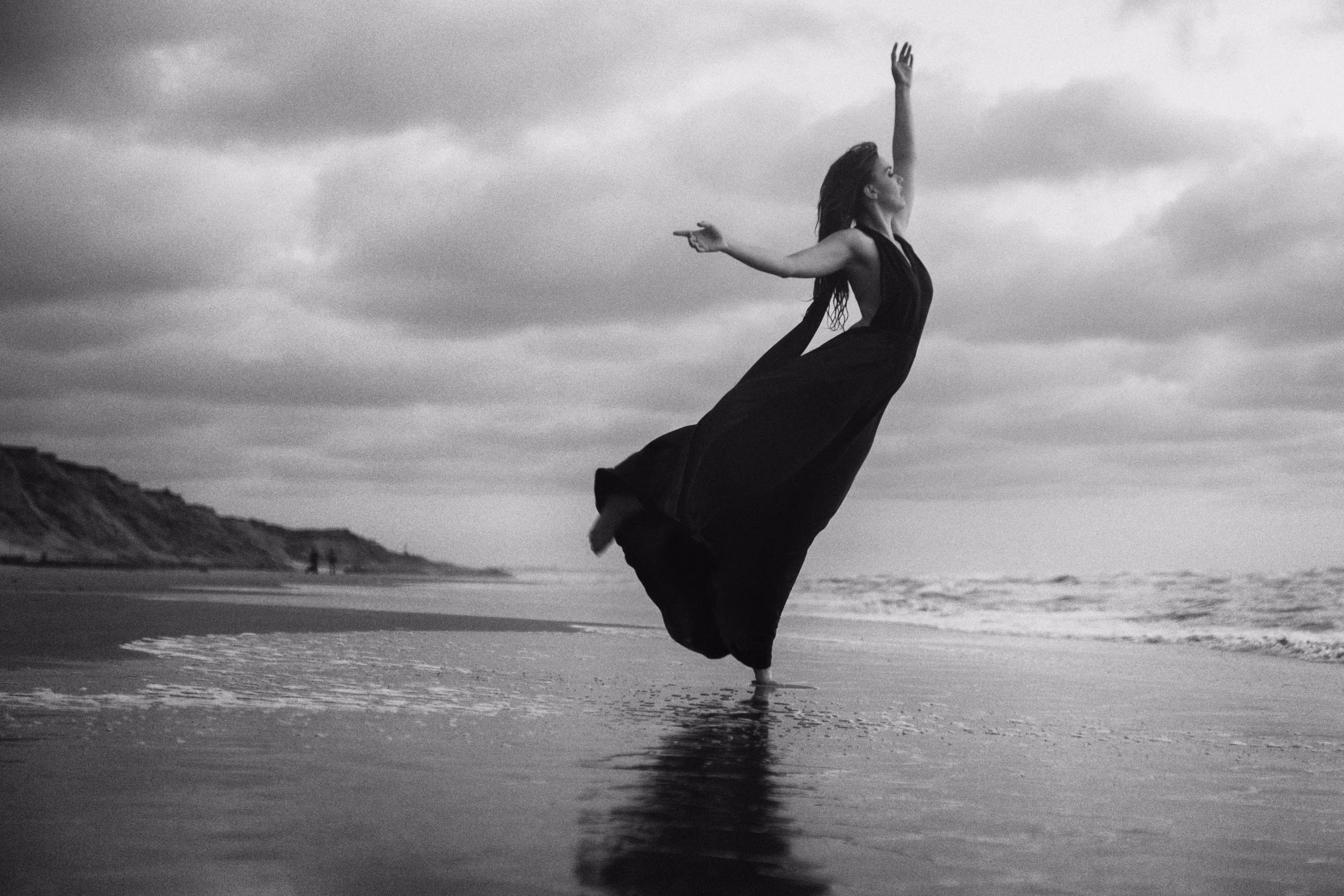 A dance on the beach I