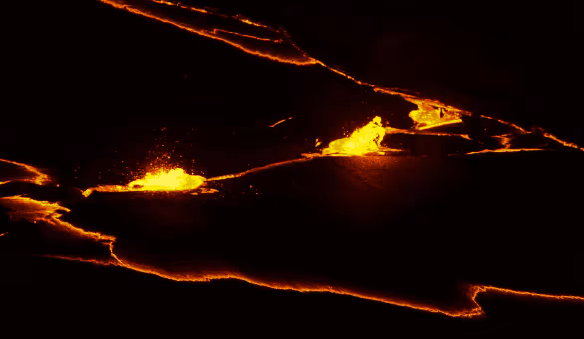 Crack Eruption