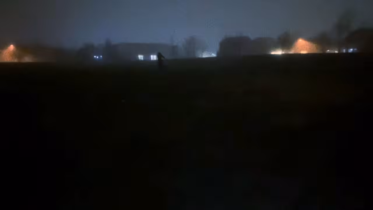 WHEN THE FOG ROLLS IN