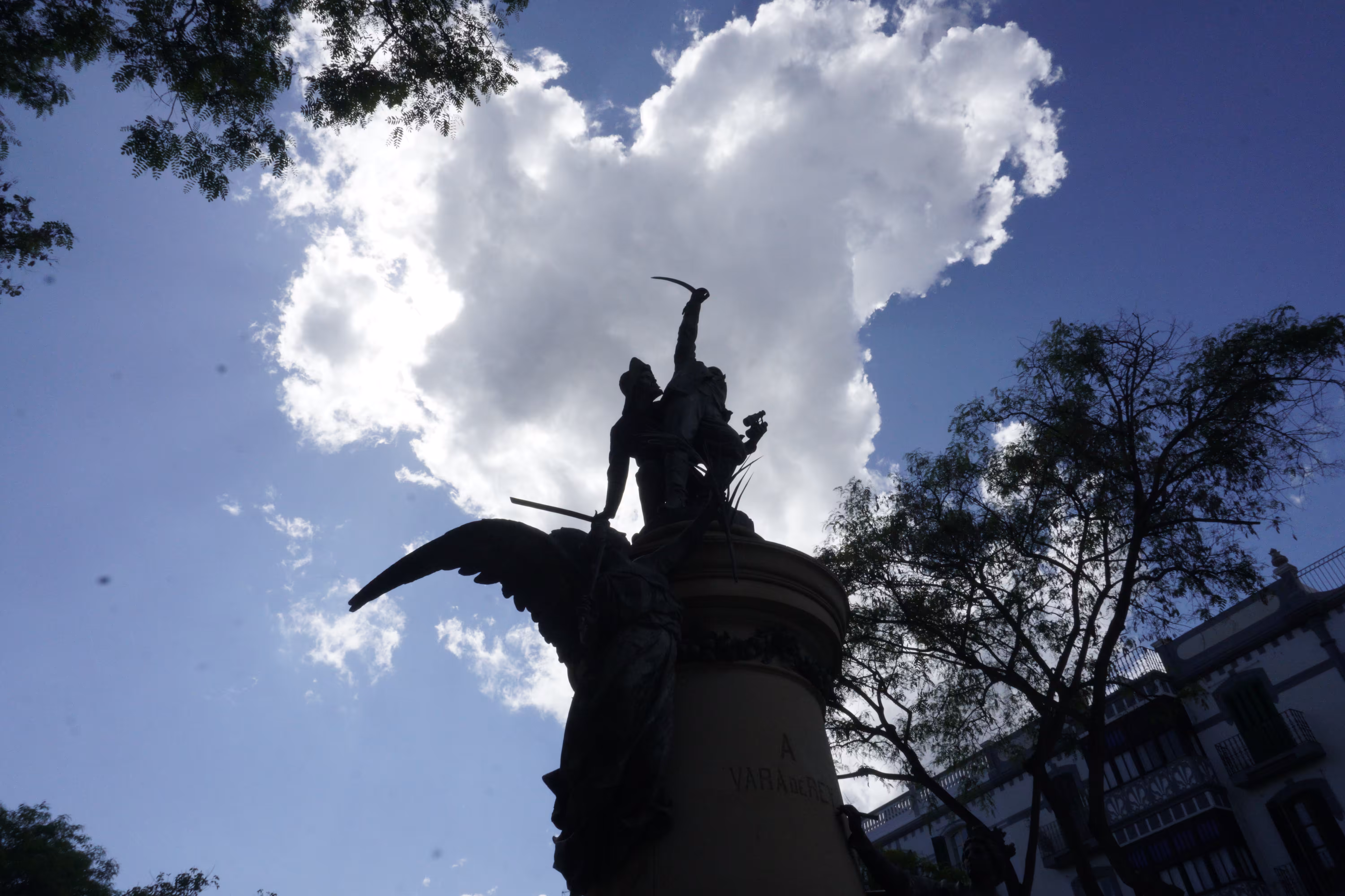 Statue