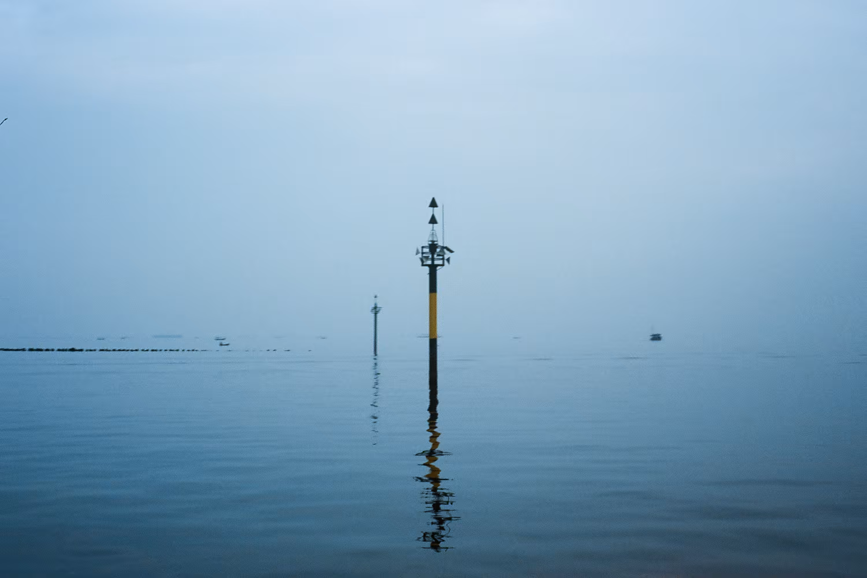 Pole on the Sea