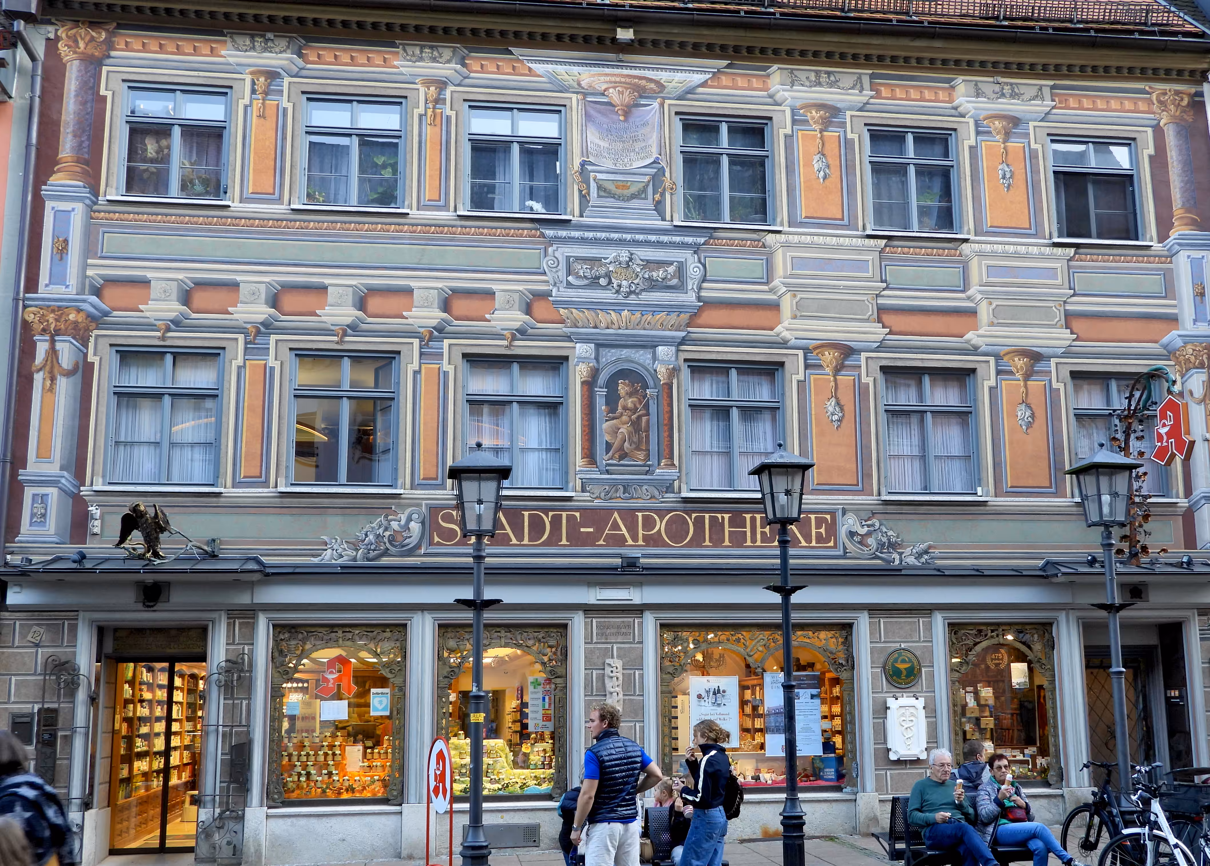 City ​​Pharmacy
