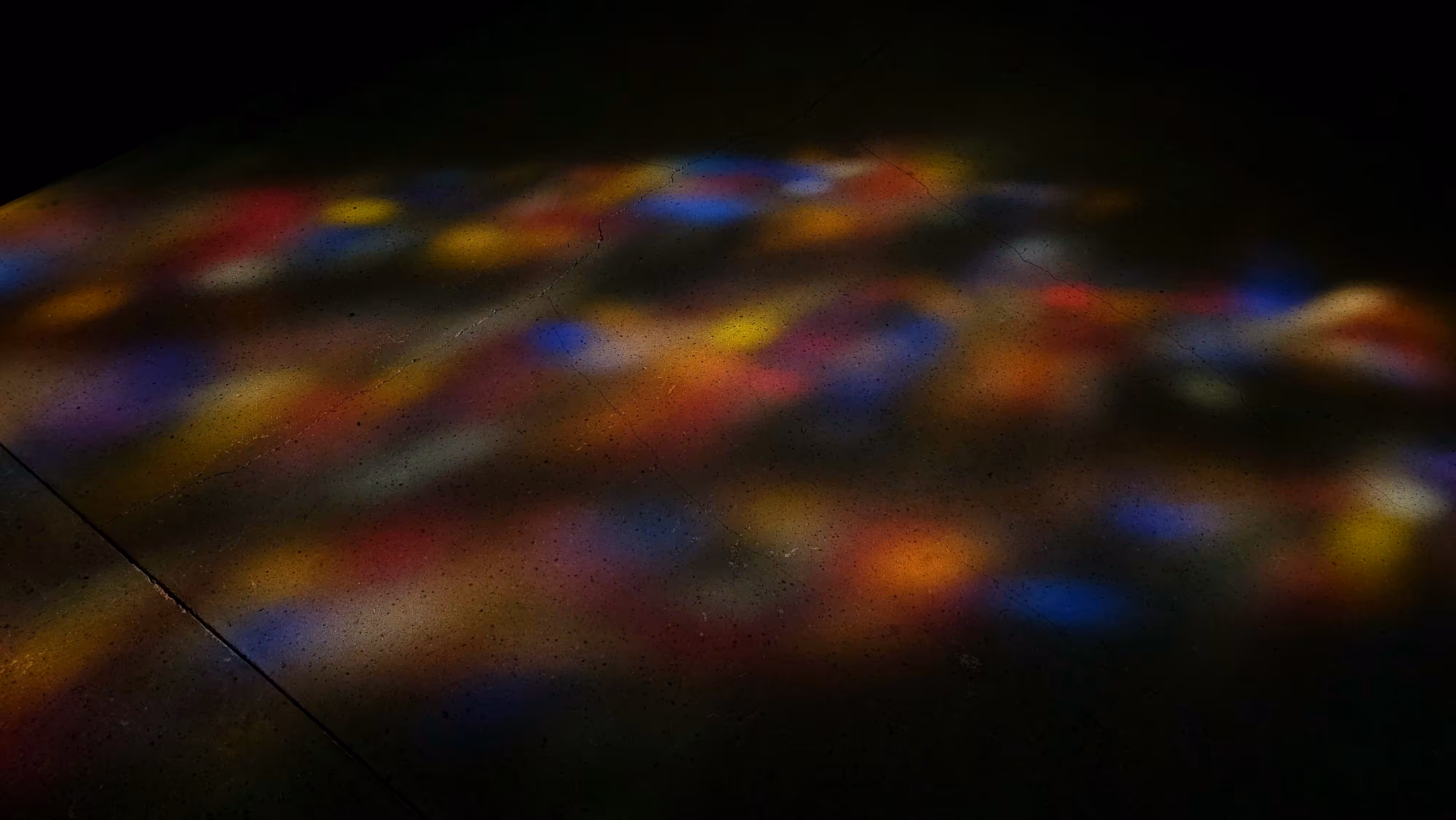 Chromatic Reflections: A Mobile Masterpiece