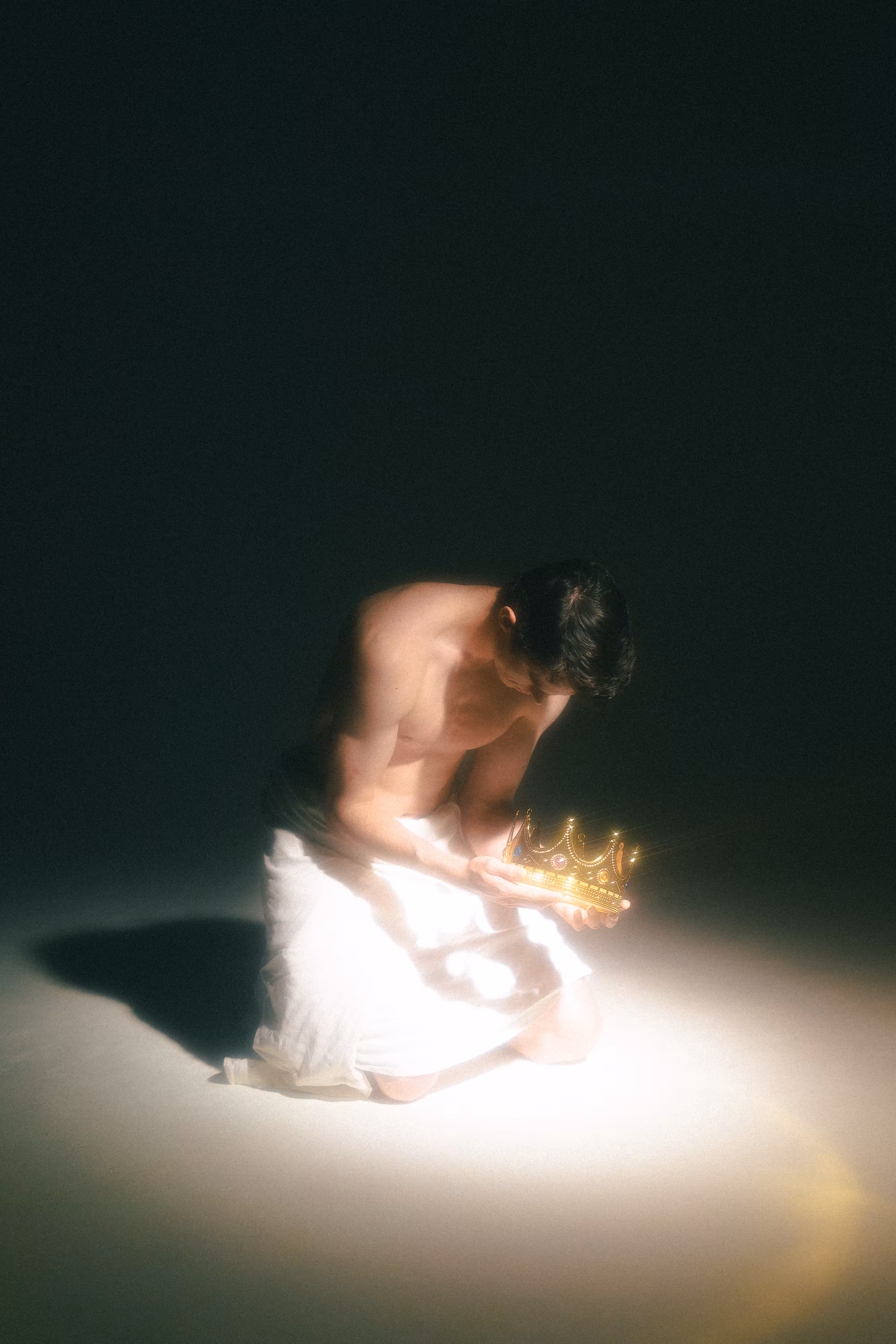 A Spark Of LIght #18 The Crown