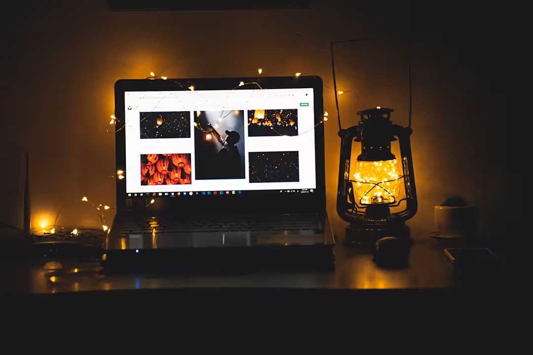 Lantern Desk