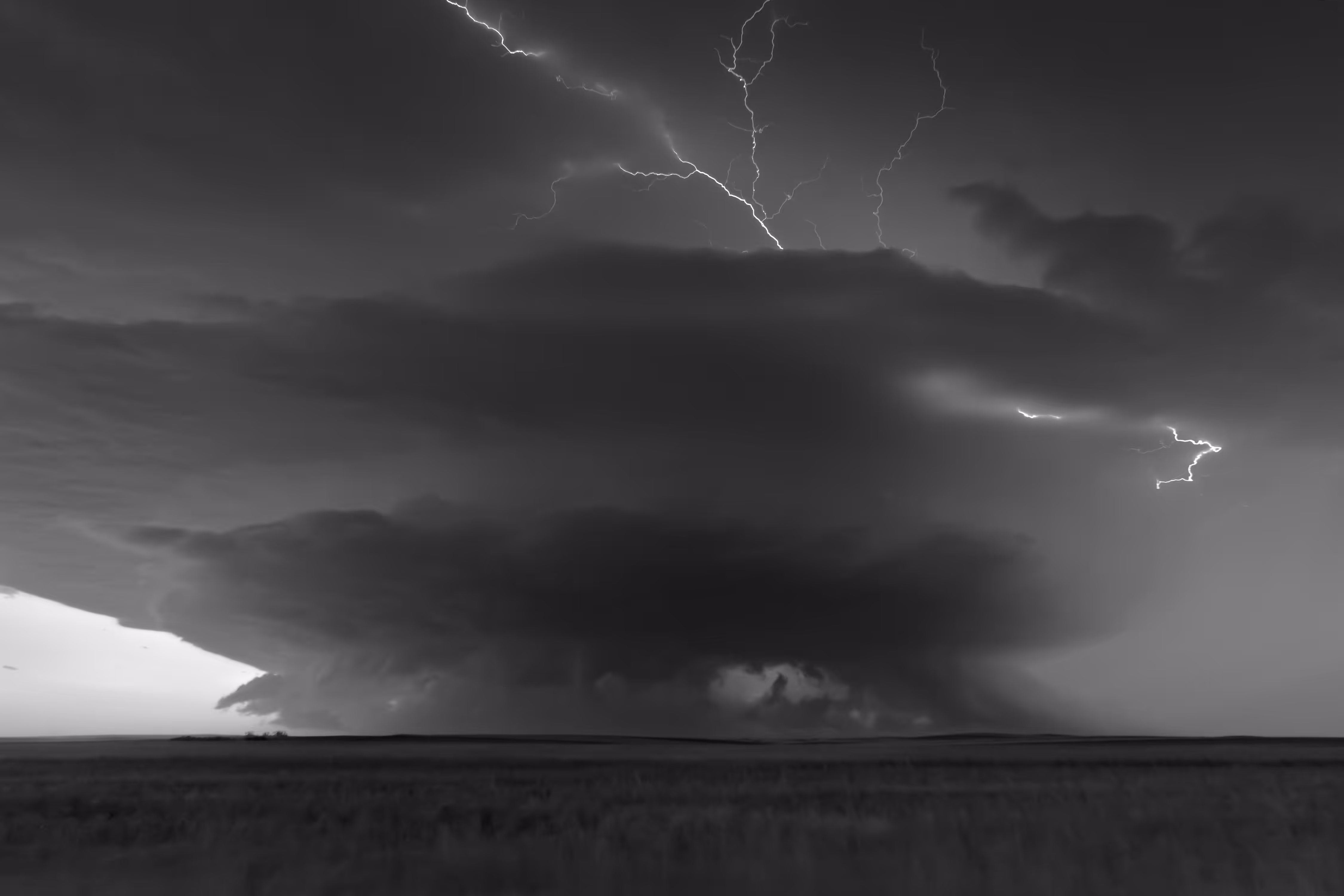 Storms - Supercell at Dusk