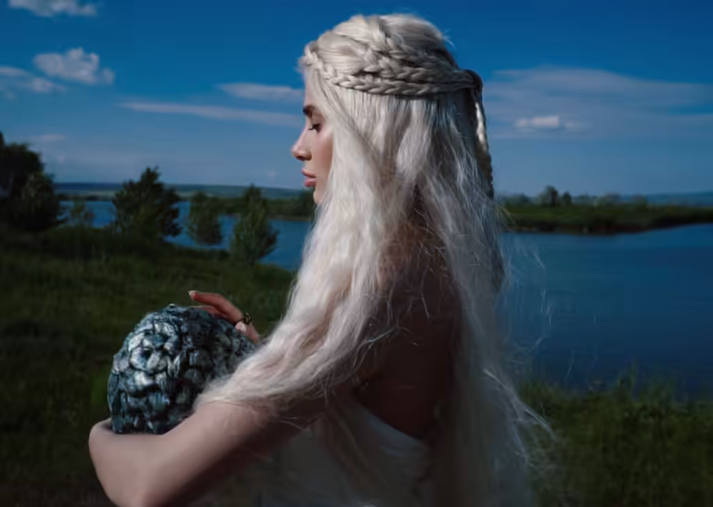 #12_Mother of Dragons face