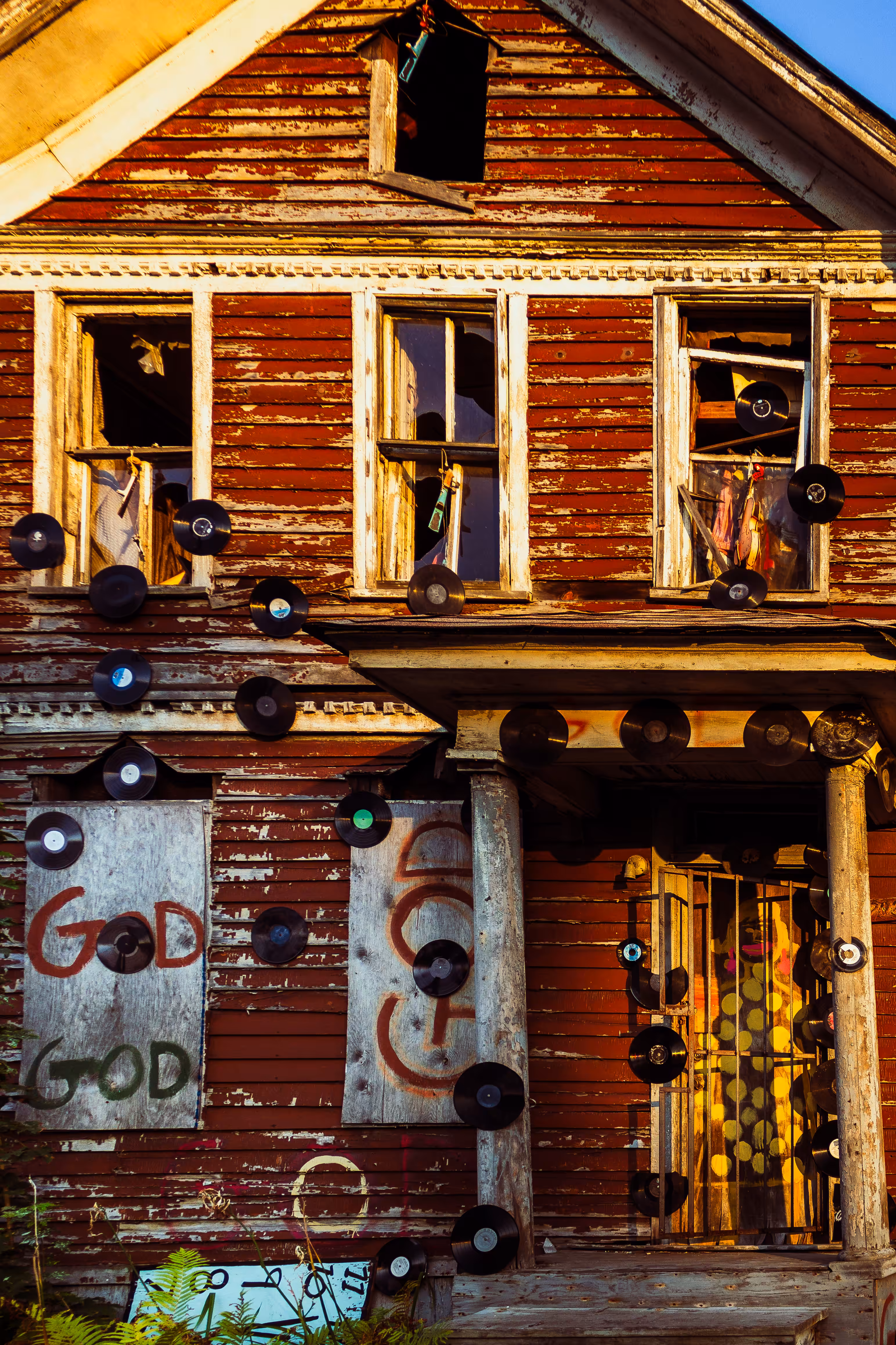 GOD LOVES VINYL