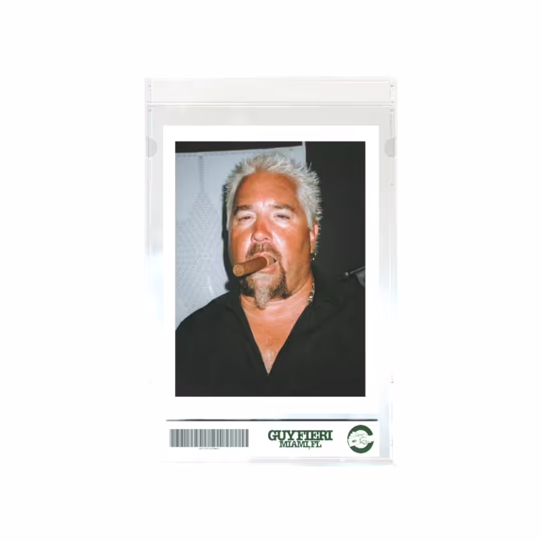 MOMENTS COLLECTORS CARD: Guy Fieri #001