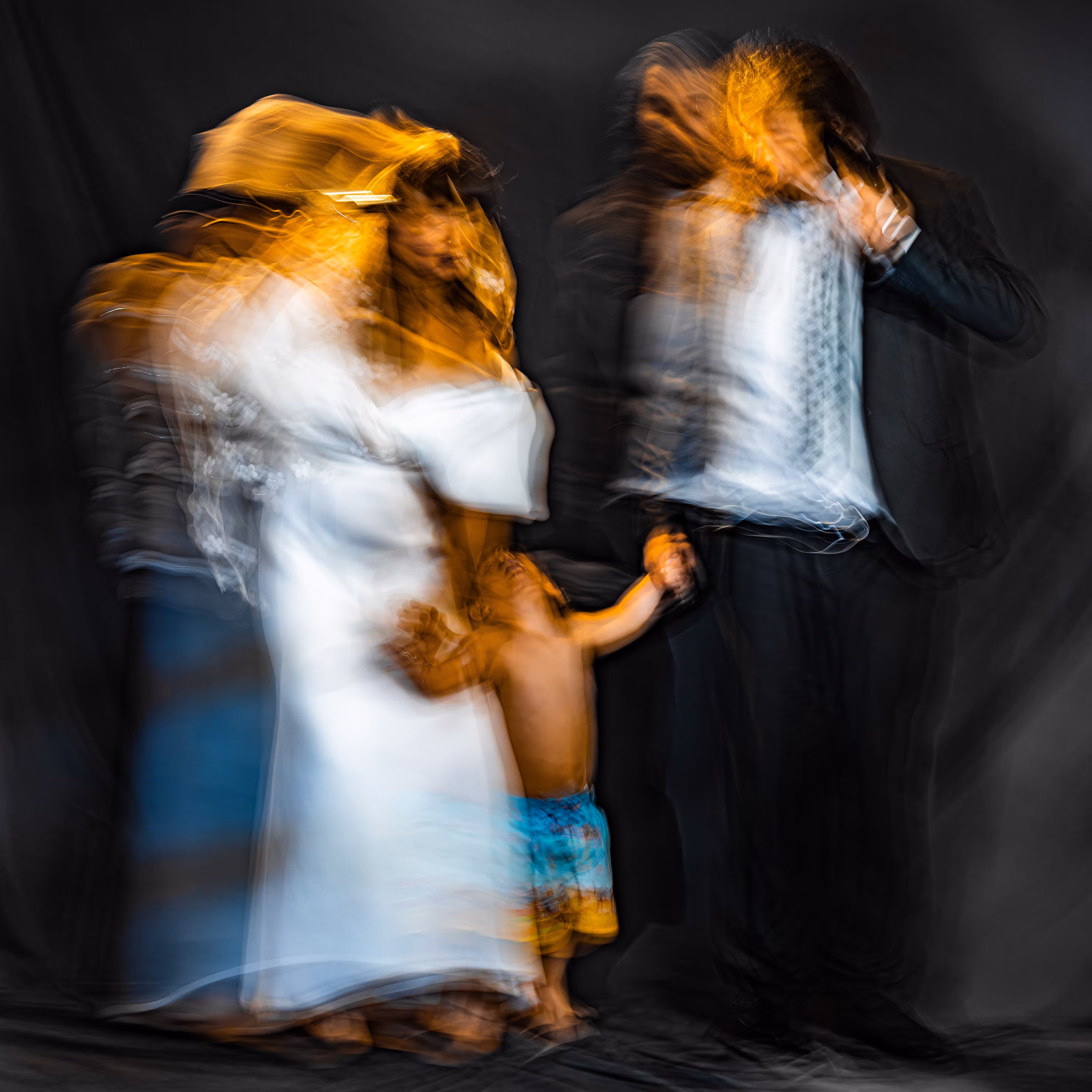 Absurd Wedding/04