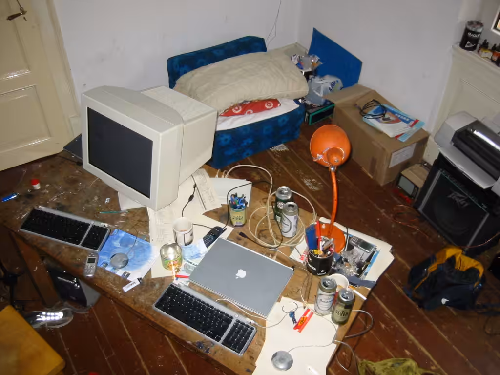 omTable 2002