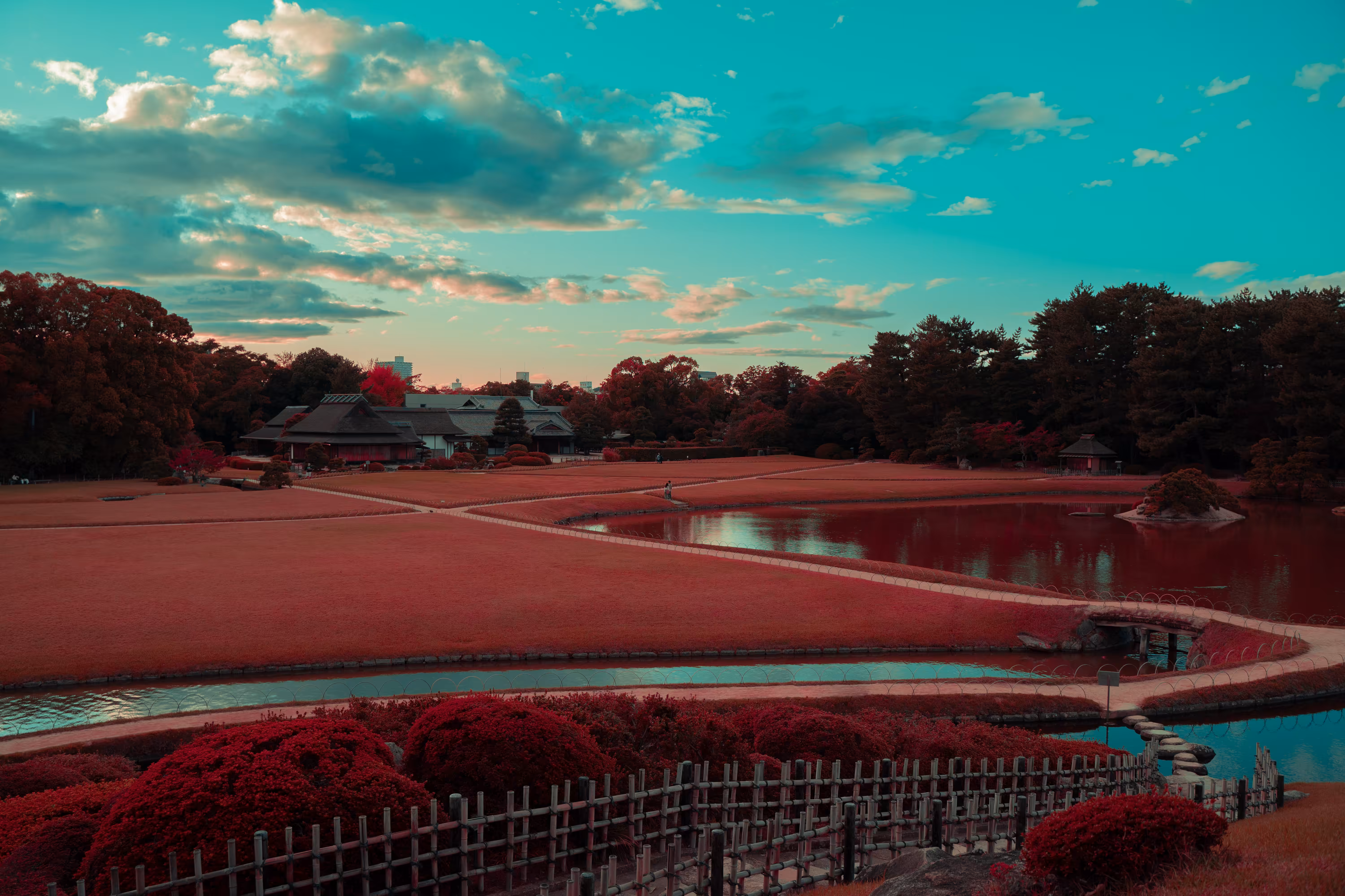 Red Garden